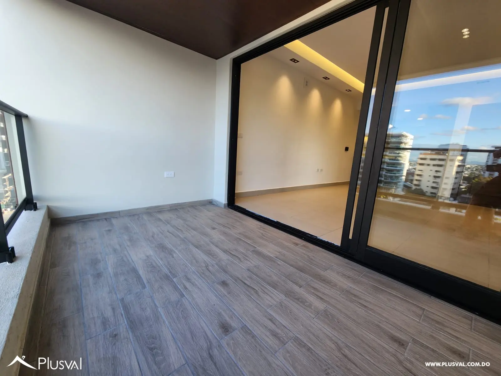 Apartamento en alquiler en Evaristo Morales 495644