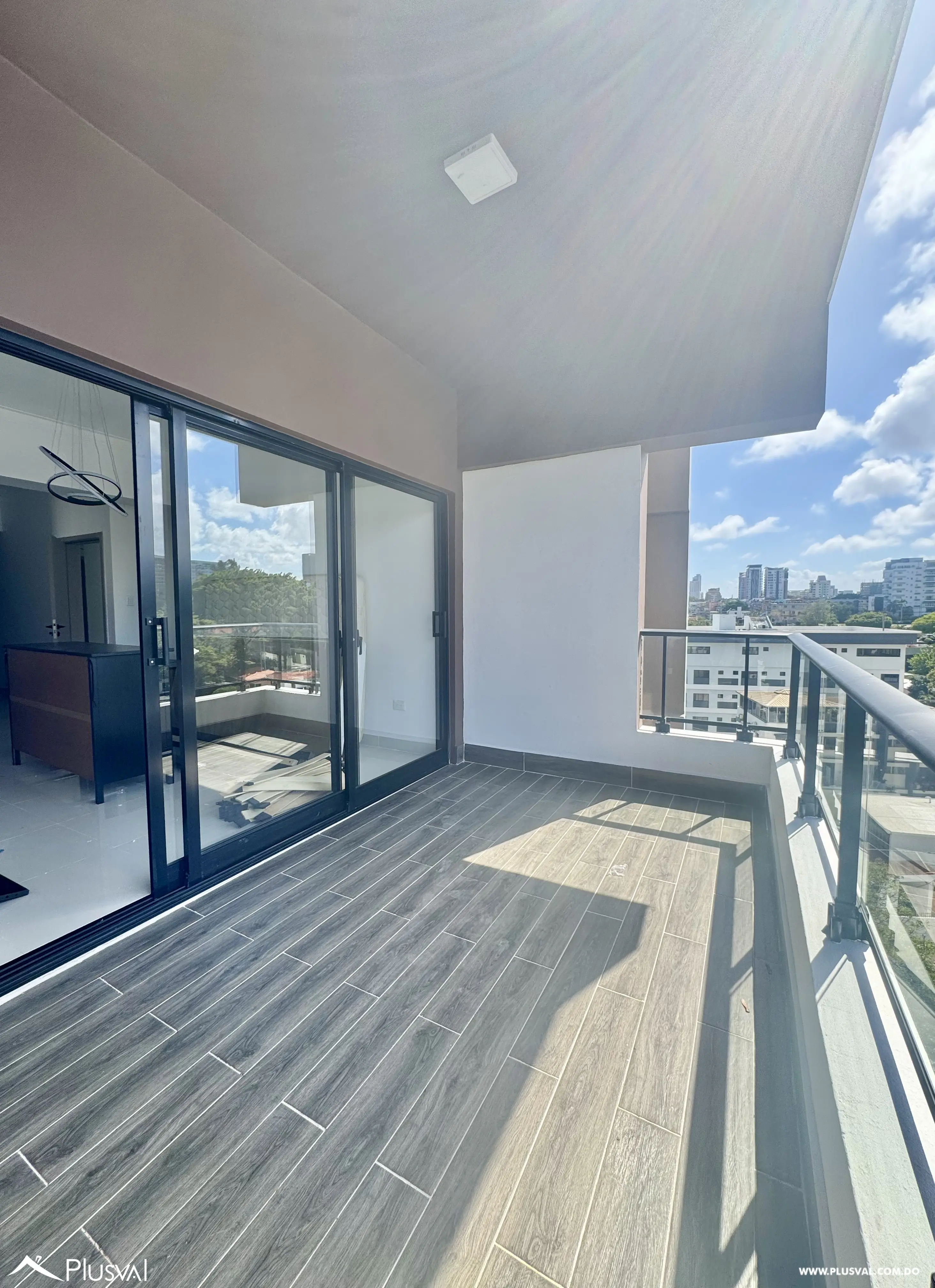 Alquilo Apto. en Excelente Ubicacion en La Julia 500548