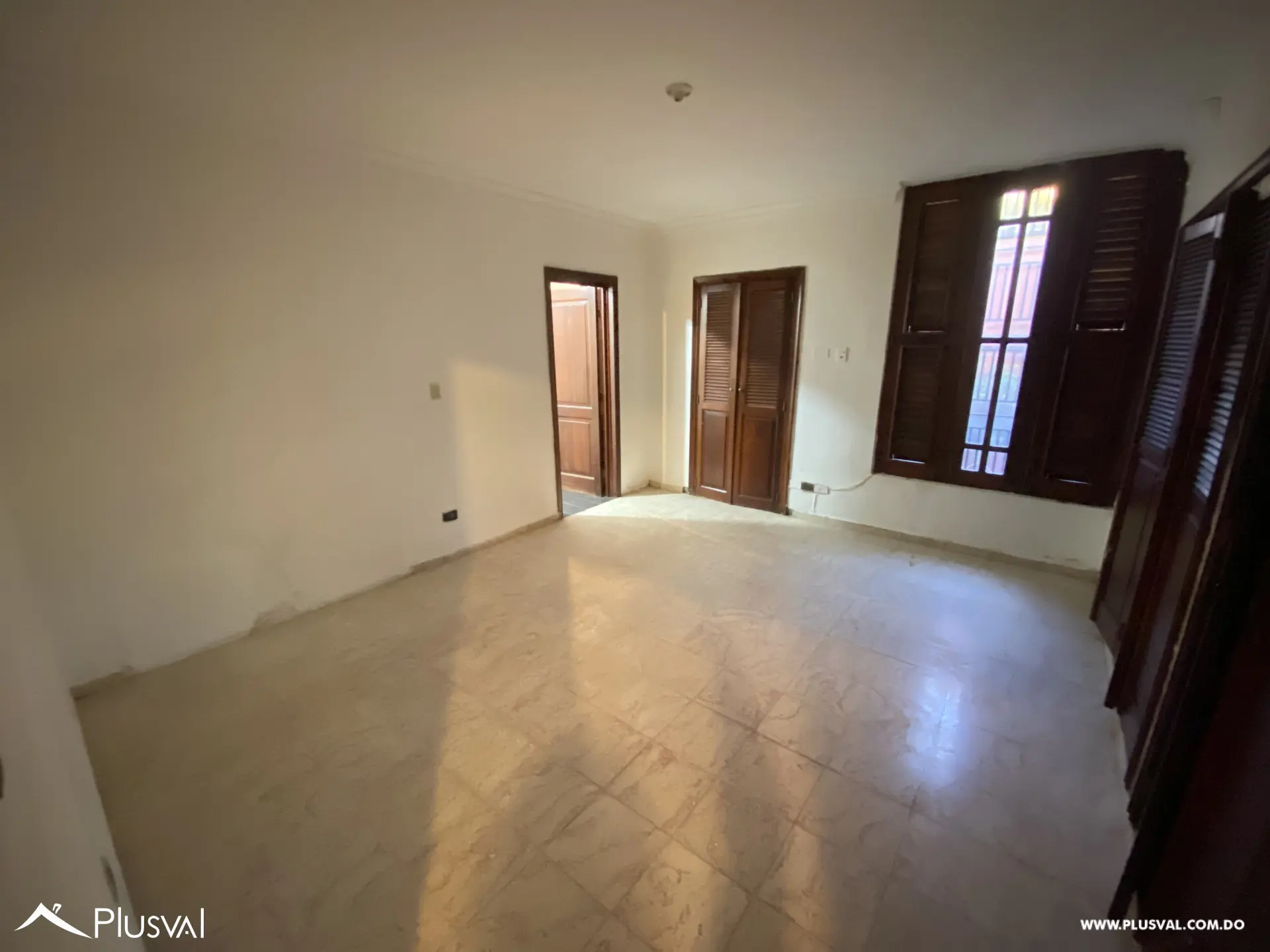 Casa de 5 Habitaciones en la Castellana, DN. 487849