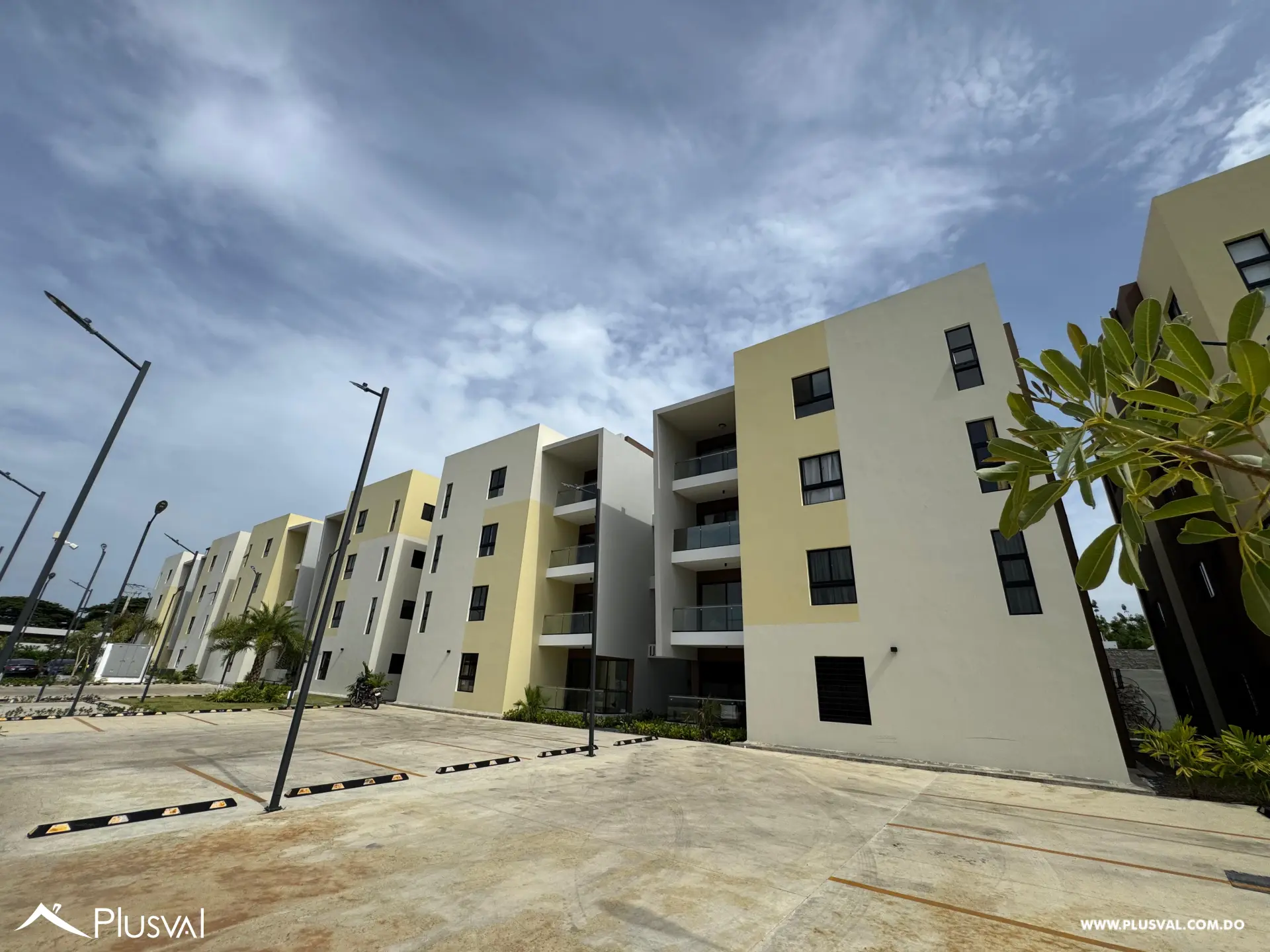 Proyecto de apartamentos ubicado en Padre Las Casas, a pocos minutos de la Ave. Estrella Sadhala 511547