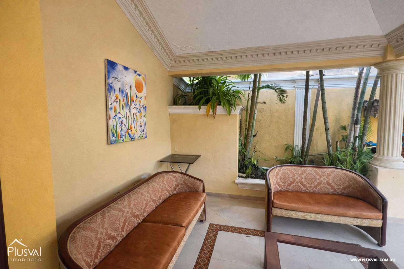 Casa moderna de 3 niveles con terraza y jacuzzi 487539