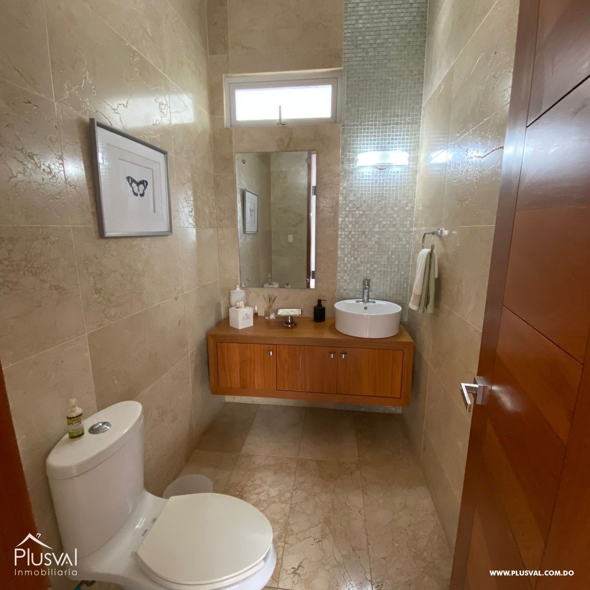 Venta de casa ubicada en Las Carmelitas. 421150