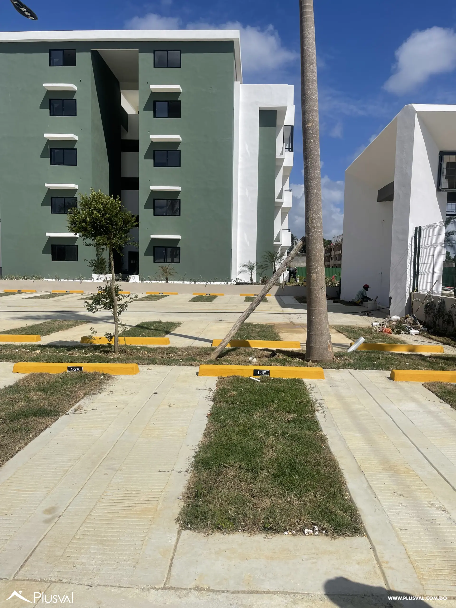 Apartamento de 2 Habitaciones y 2 baños en Riviera Verde 517725