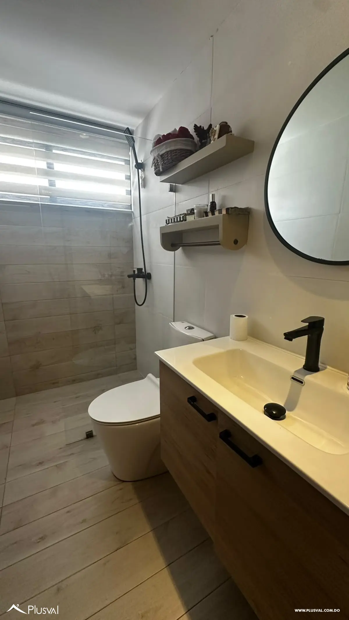 Excelente y Cómodo Apartamento en renta, en Evaristo Morales 517042