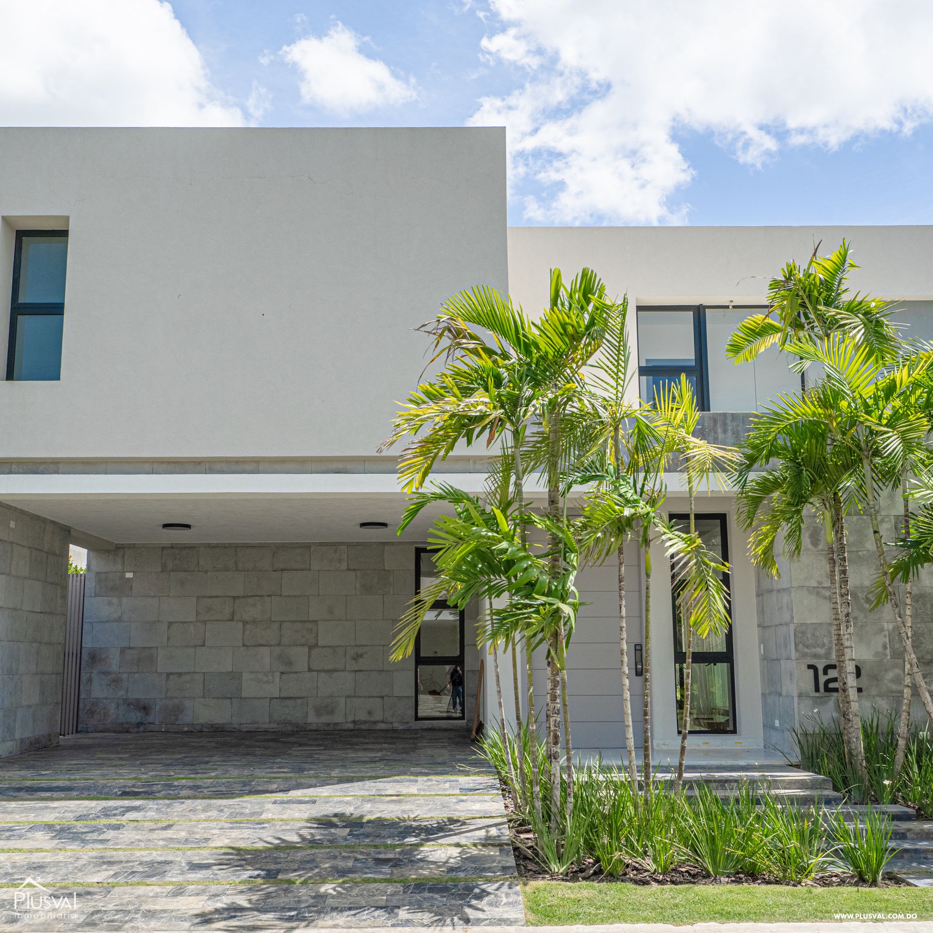 Proyecto Cerrado de Lujosas Casas + Amenidades 416436