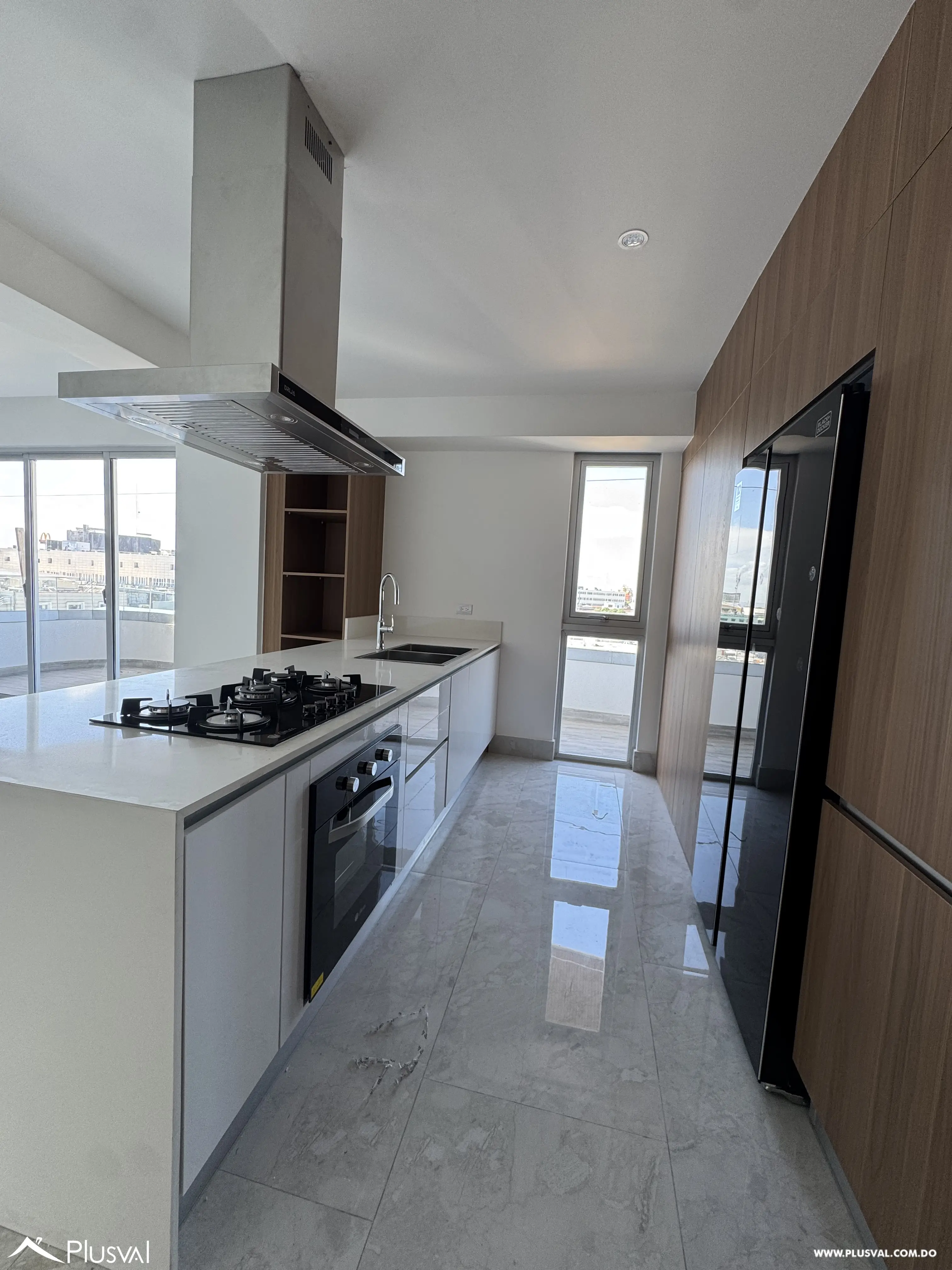 Alquiler de apartamento con linea blanca en torre de lujo en Gazcue 498554