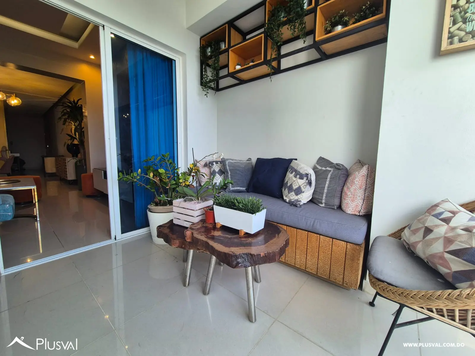 Hermoso apartamento en alquiler amueblado en Evaristo Morales 529263