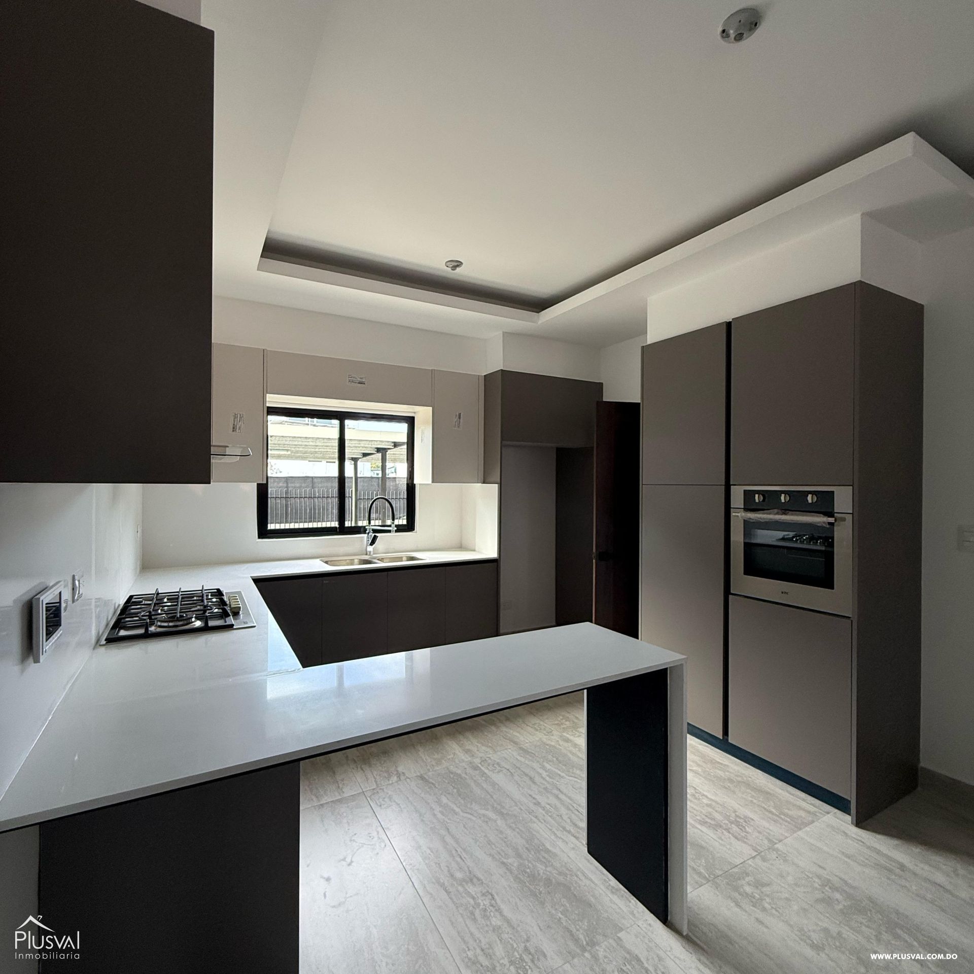 Apartamentos en torre moderna en La Moraleja 418984