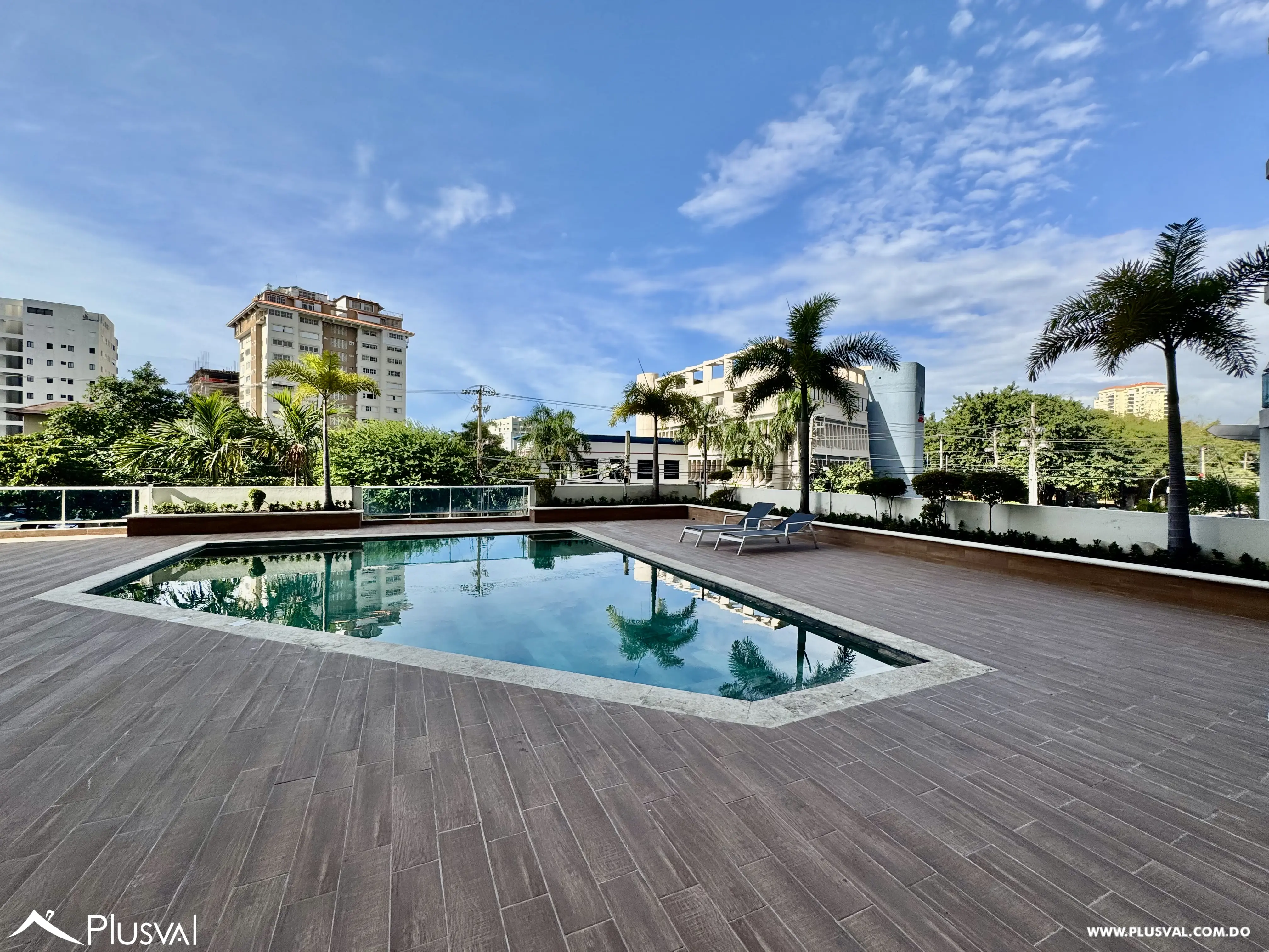 Alquilo Amplio y Maravilloso Apto. en una de las Zonas mas Exclusivas de La Esperilla 490703