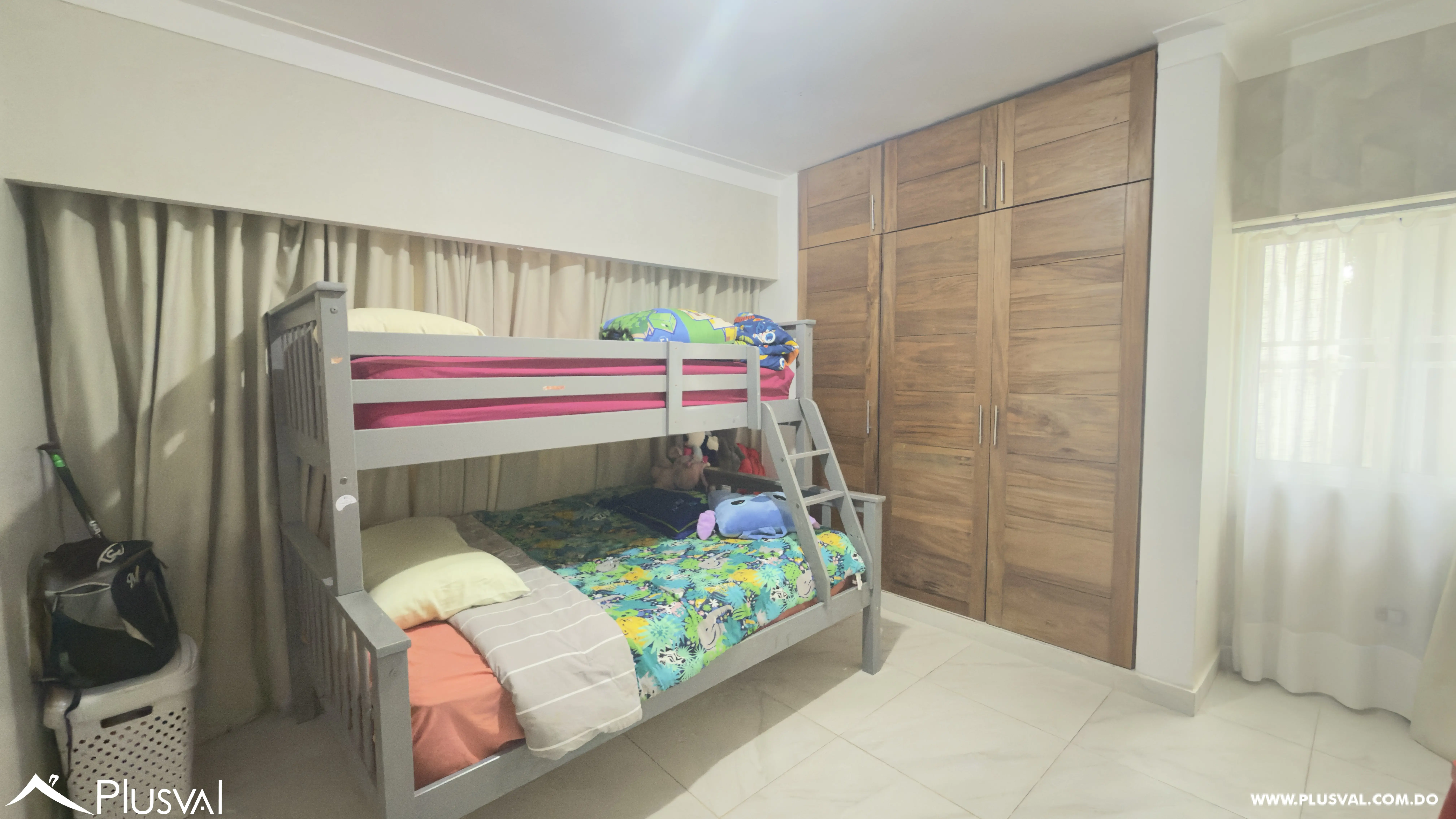 Apartamento con terraza en venta en Renacimiento 516687