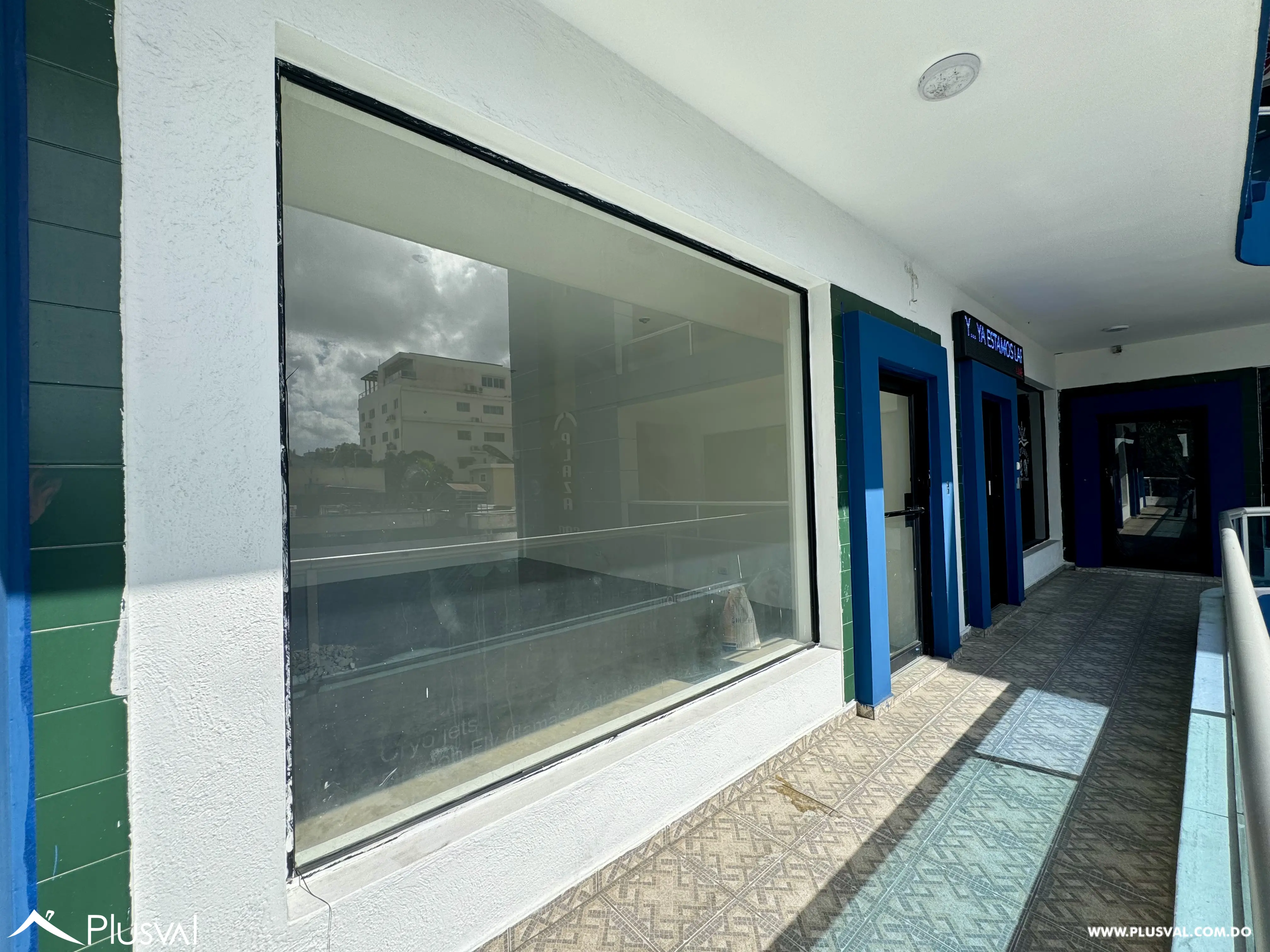 Alquilo Excelente Local de 32 mt2 en 2do Nivel en la Av. Nuñez de Caceres 482791