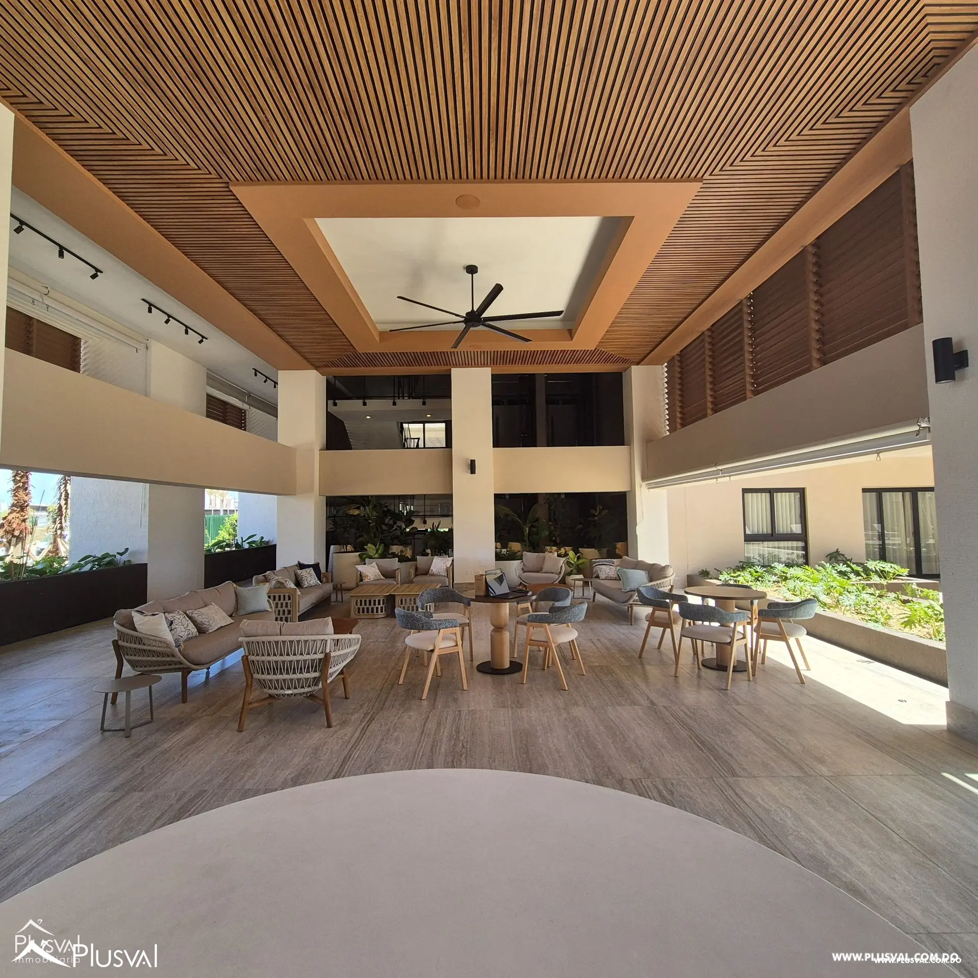 Apartamento con linea blanca en venta con finas terminaciones ,en Cap Cana. 460780