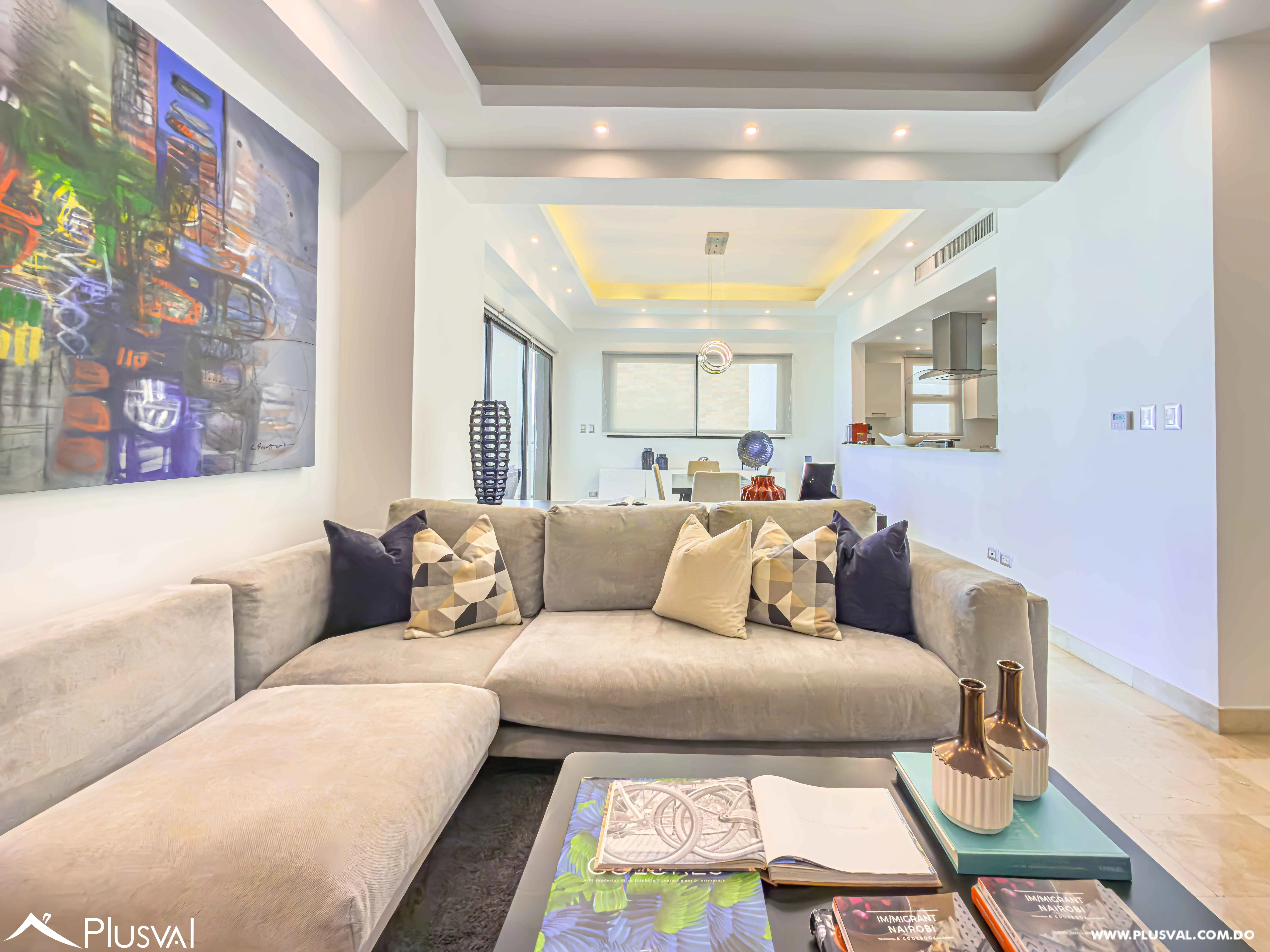 Elegante Apartamento Amueblado en Alquiler en Naco con 2 Habitaciones y Piso Alto 496565