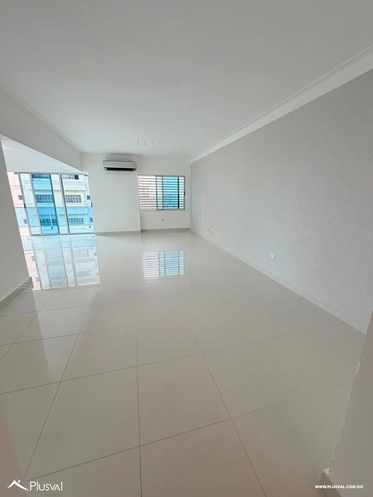 Espacioso apartamento en alquiler en Bella Vista 481883