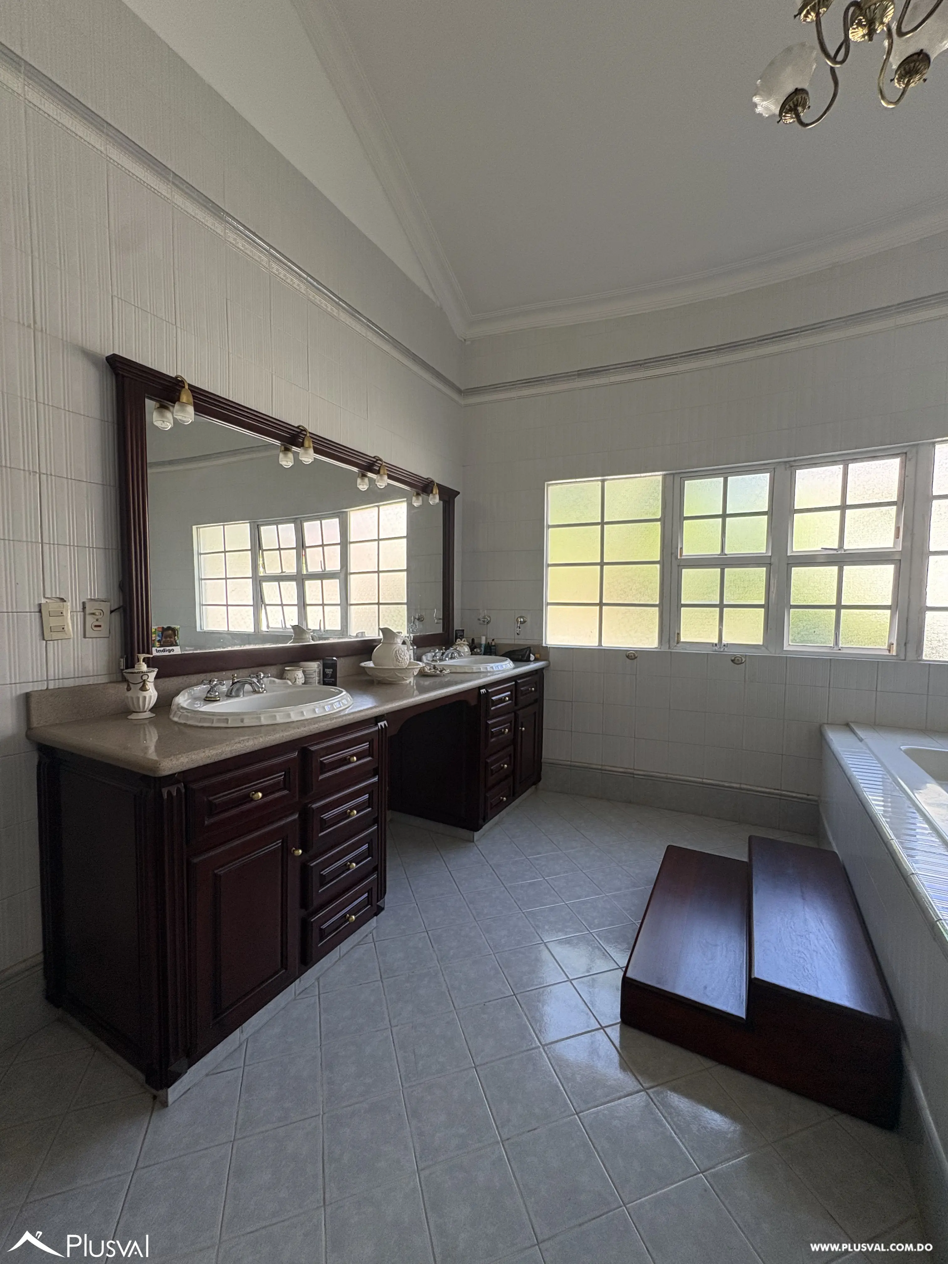 Casa en venta en Altos de Arroyo Hondo III con piscina y hermosa vista. 484717