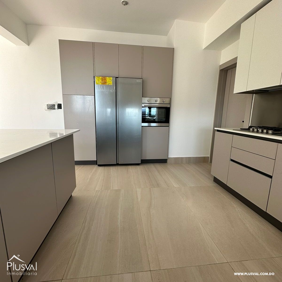 Exclusivo apartamento de 3 habitaciones  ubicado en La Esmeralda 409889
