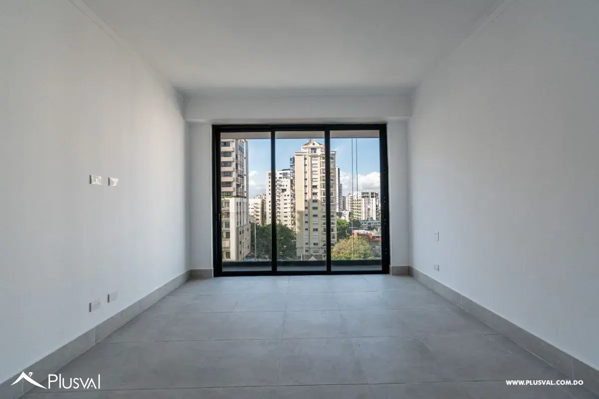 Se Alquila apartamento de piso alto en Piantini 458075
