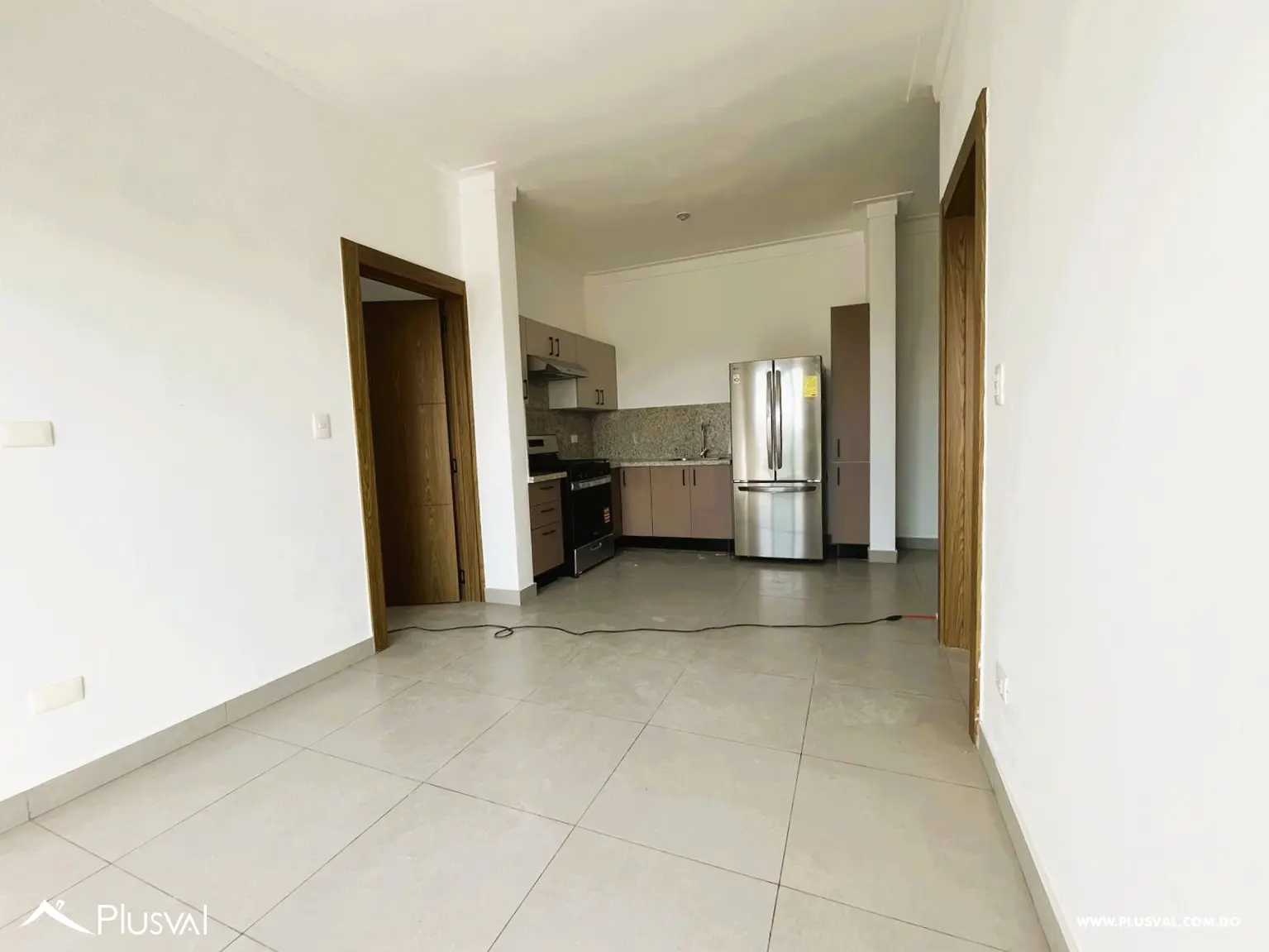 Apartamento de 2 habitaciones con línea blanca en alquiler 526106