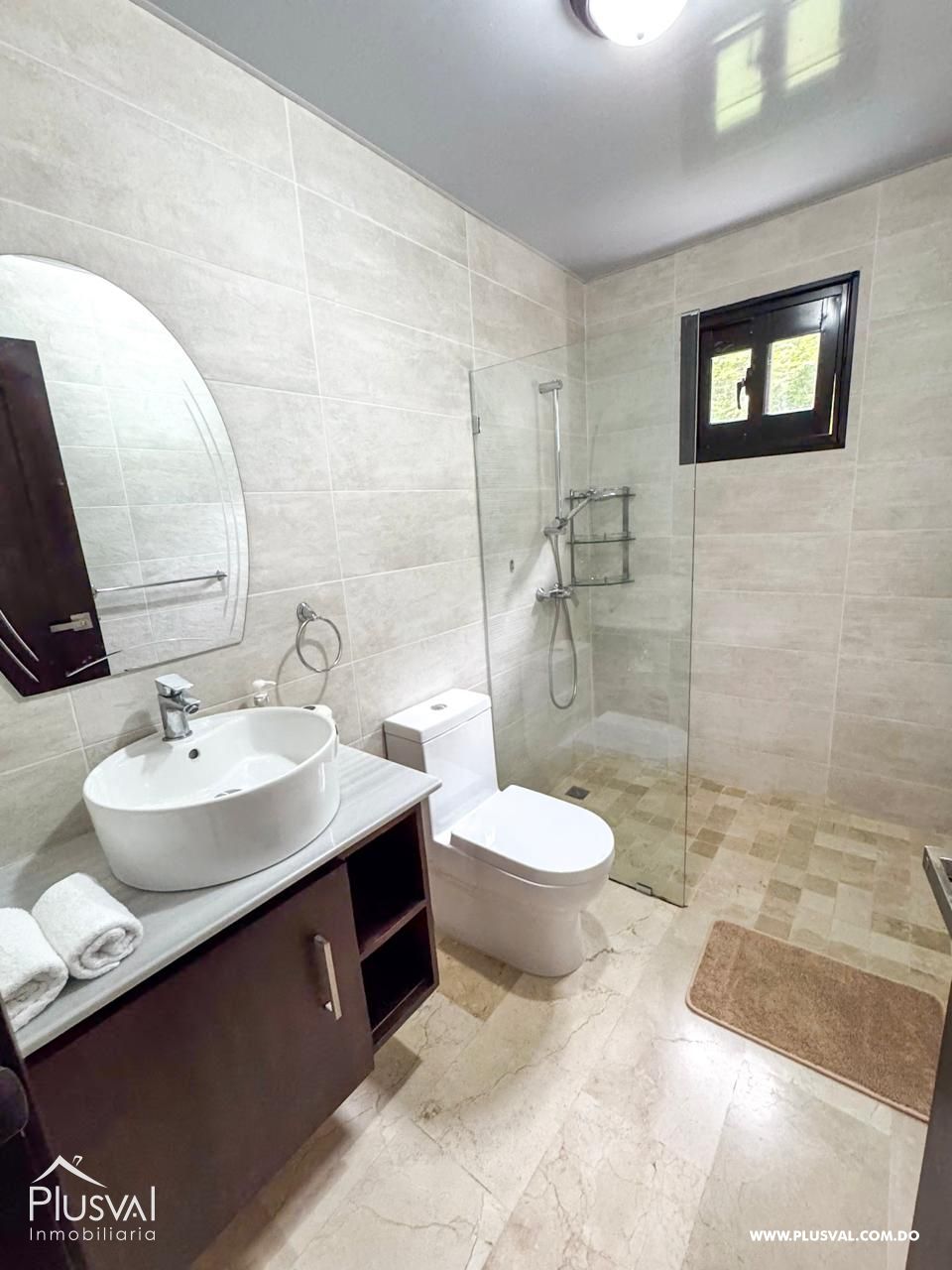 Apartamento en alquiler amueblado en Torre de Lujo. 492054