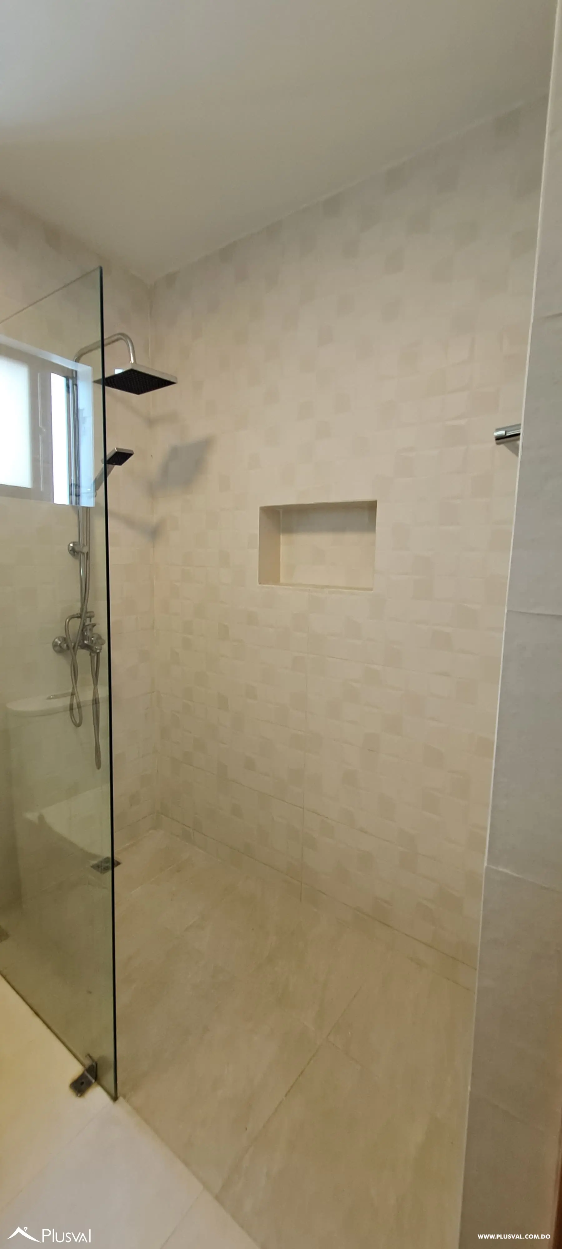 SE RENTA AMPLIO APARTAMENTO EN ZONA EXCLUSIVA DE SANTO DOMINGO 452269