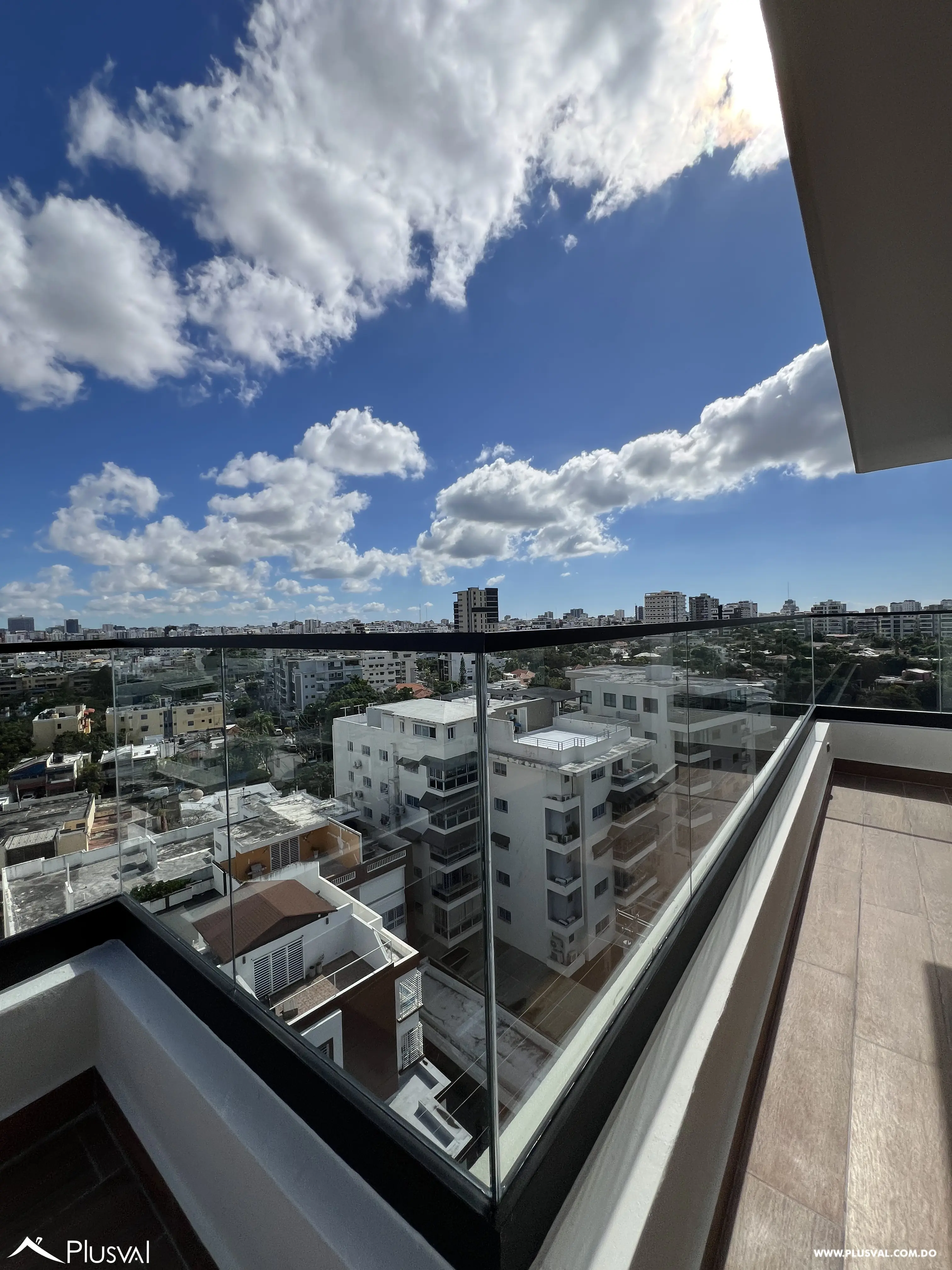 Espacioso Apartamento de 3 Habitaciones en Alquiler en el Sector el Millon 474047