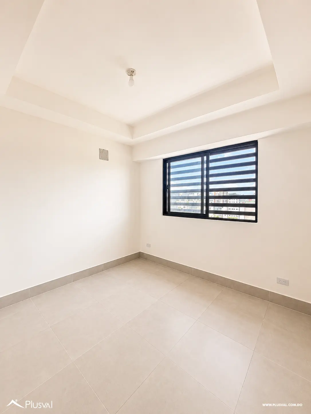 Apartamento en venta de 3 habitaciones en Evaristo Morales 531583