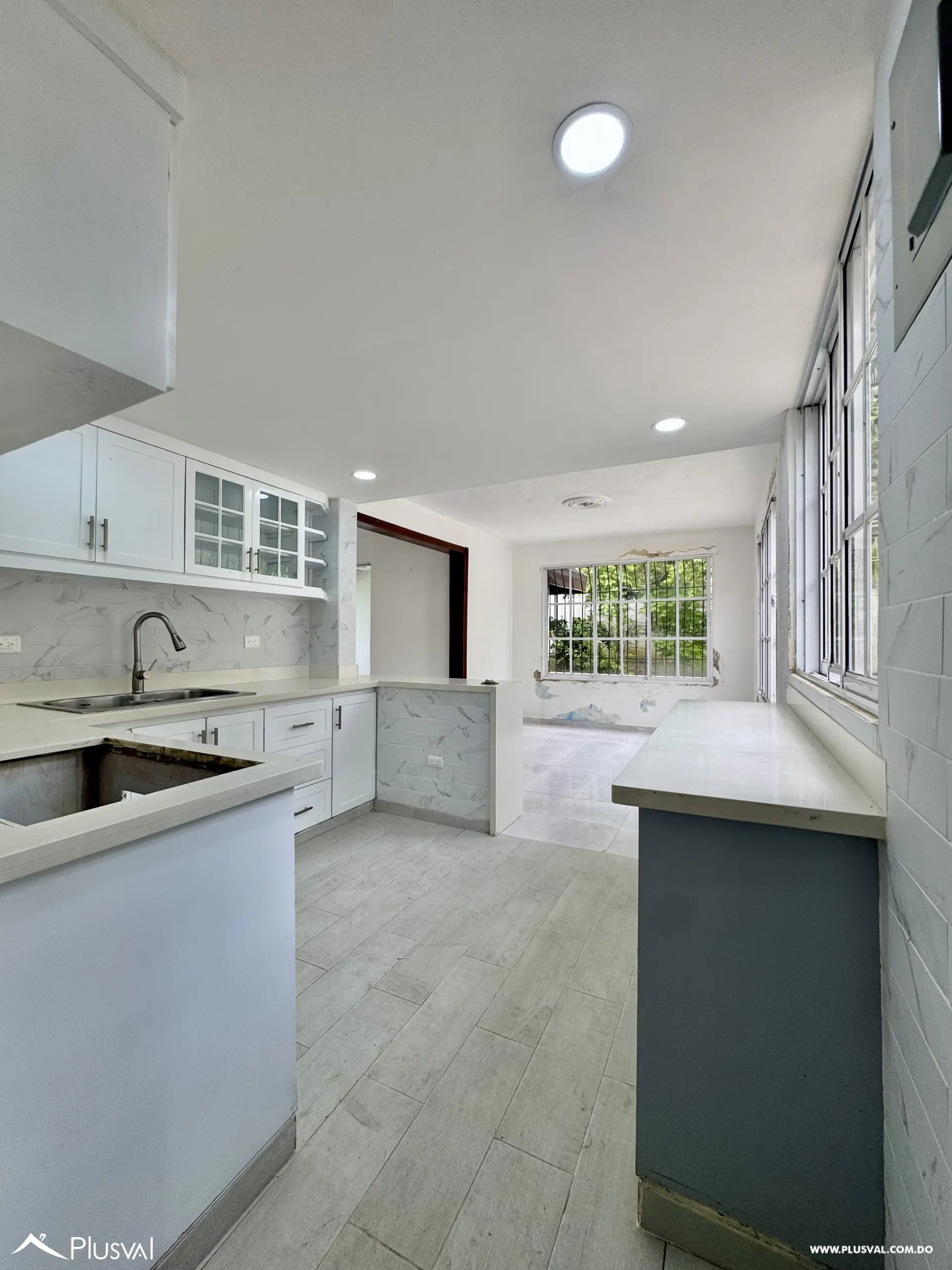 Alquilo Hermosa Casa de 2 Niveles en Resicencial El Ducado- Altos de Arroyo Hondo 518217