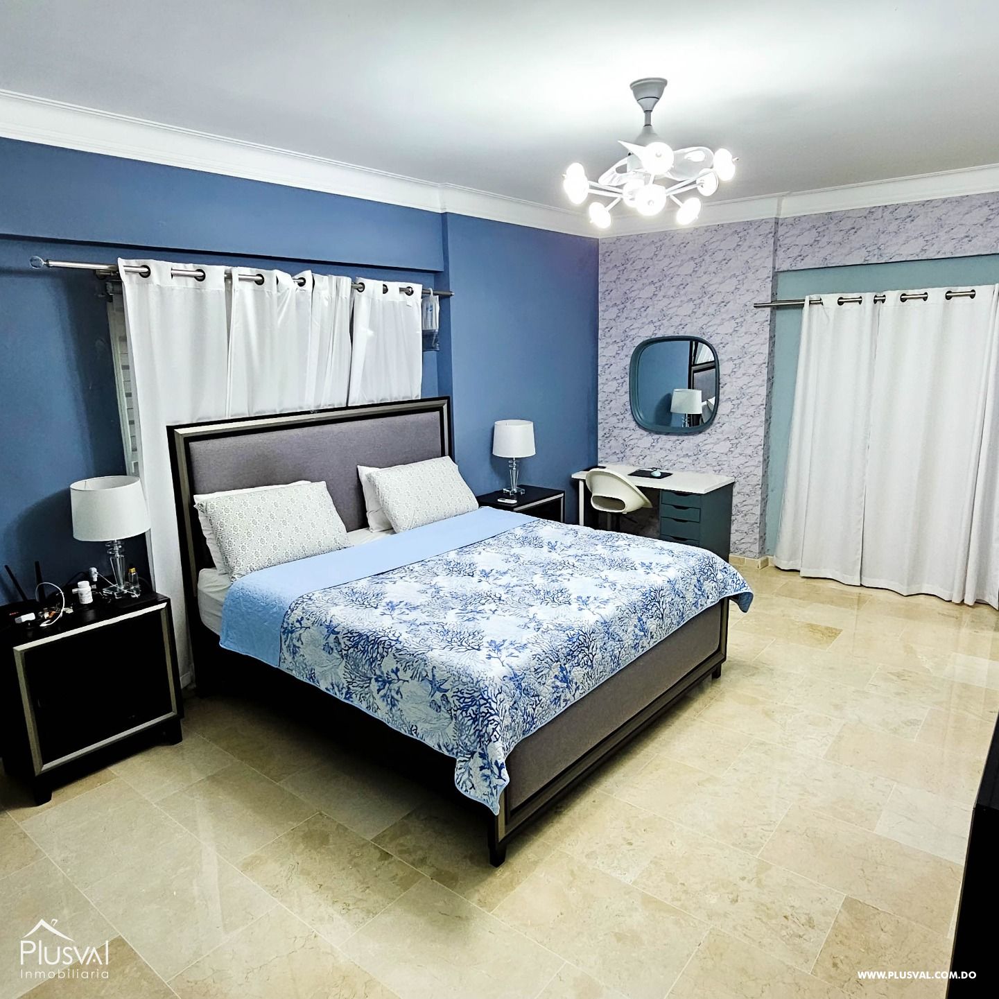 Apartamento Amueblado en Alquiler en Evaristo Morales 320202