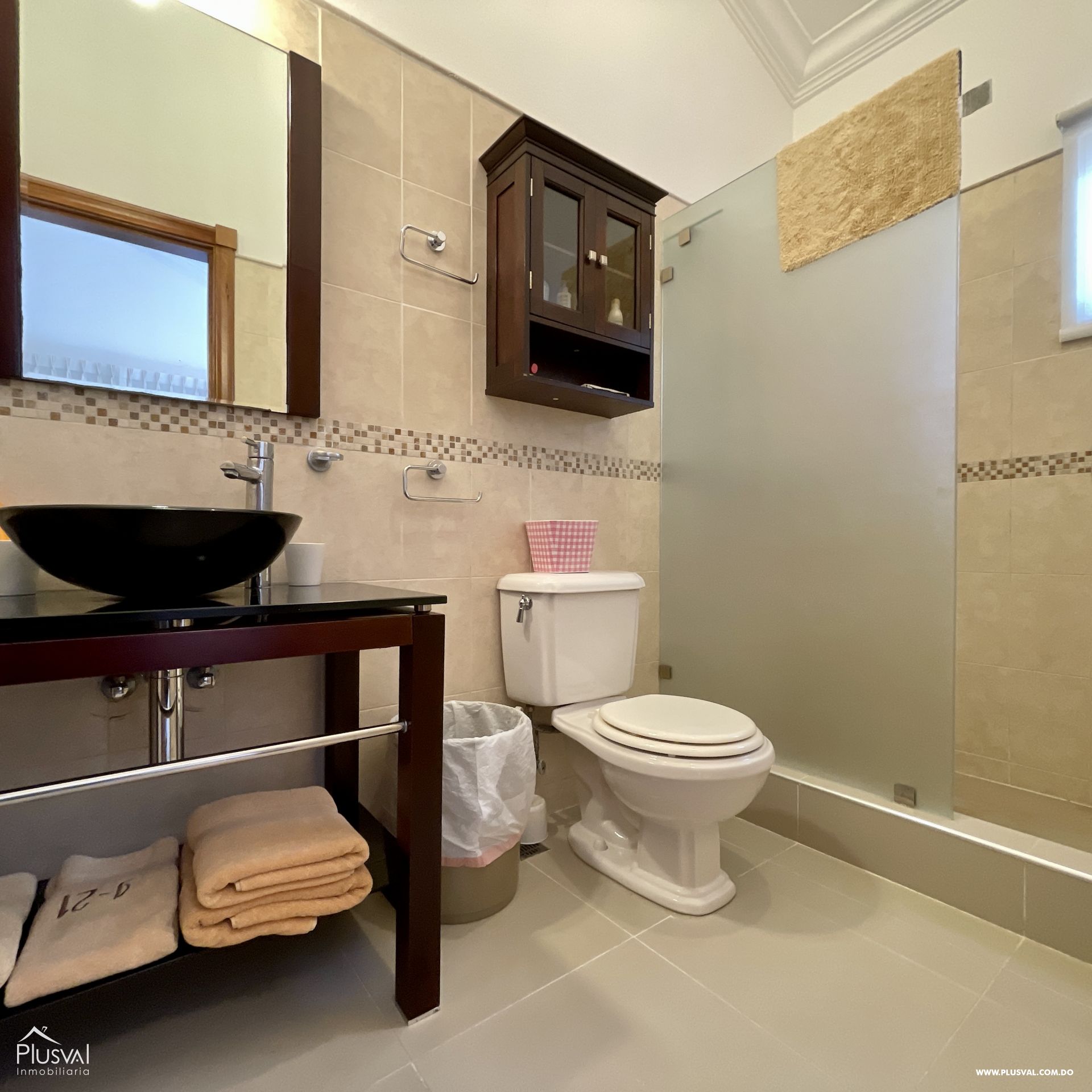 Villa Amueblada de un Sólo Nivel, Metro Country Club, Juan Dolio 206699