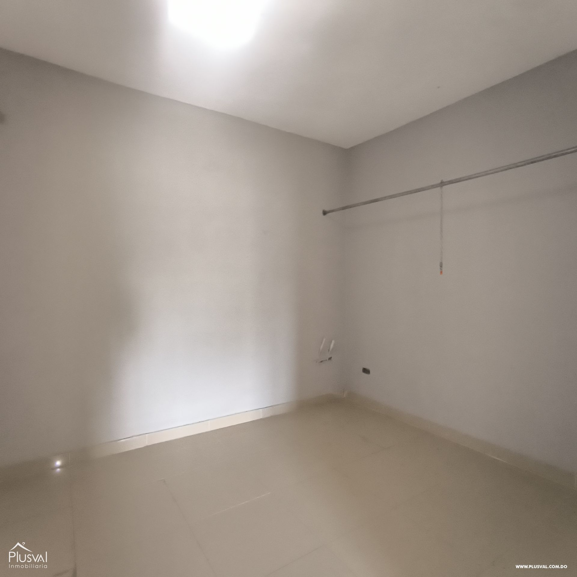Casa en venta de dos niveles en Km 14 Autopista Duarte 422746