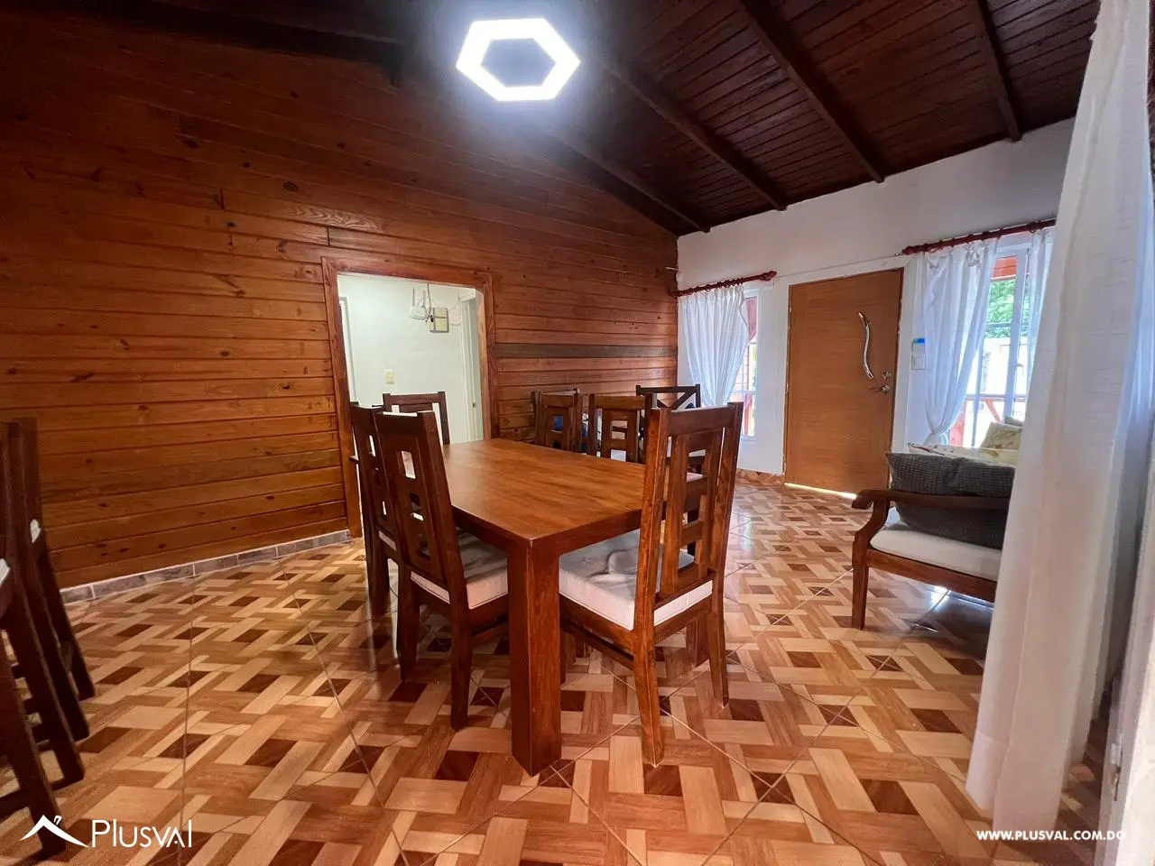 Villa en Quinigua 512027