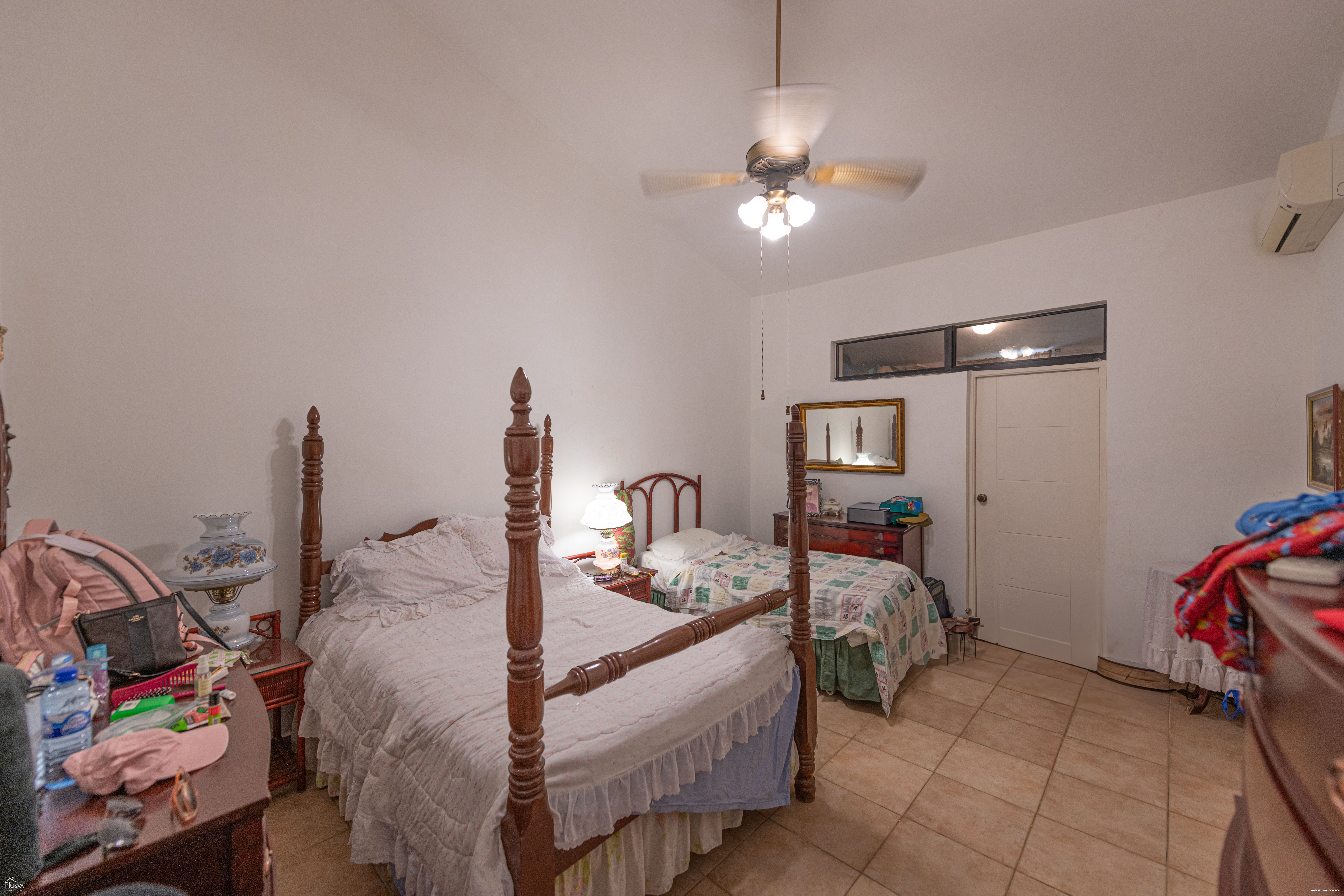 Villa en venta en metro Country Club con piscina privada y vista al campo de golf 456514