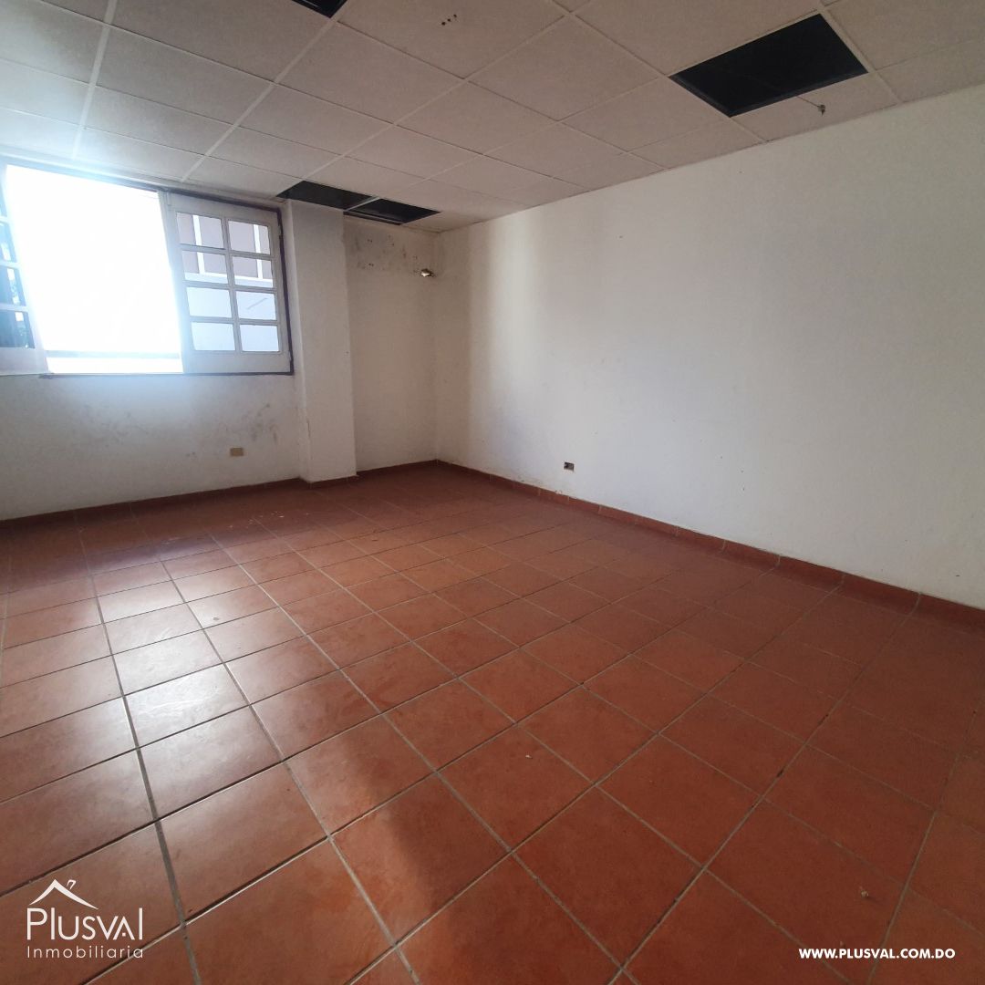 Edificio en venta en la Zona Colonial de 4 niveles 223536