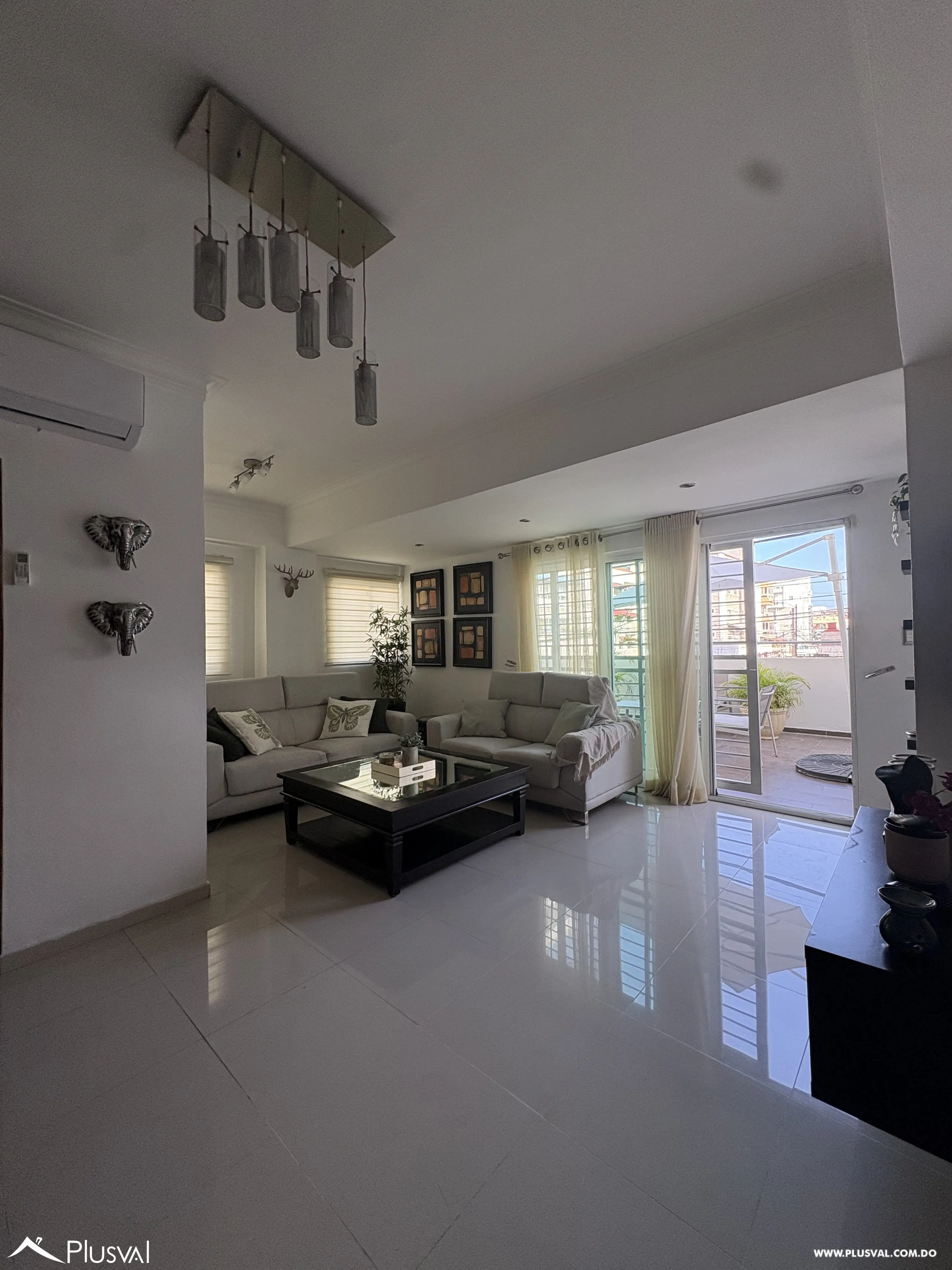 Apartamento clásico en alquiler amueblado en 2da con amplia terraza 517386