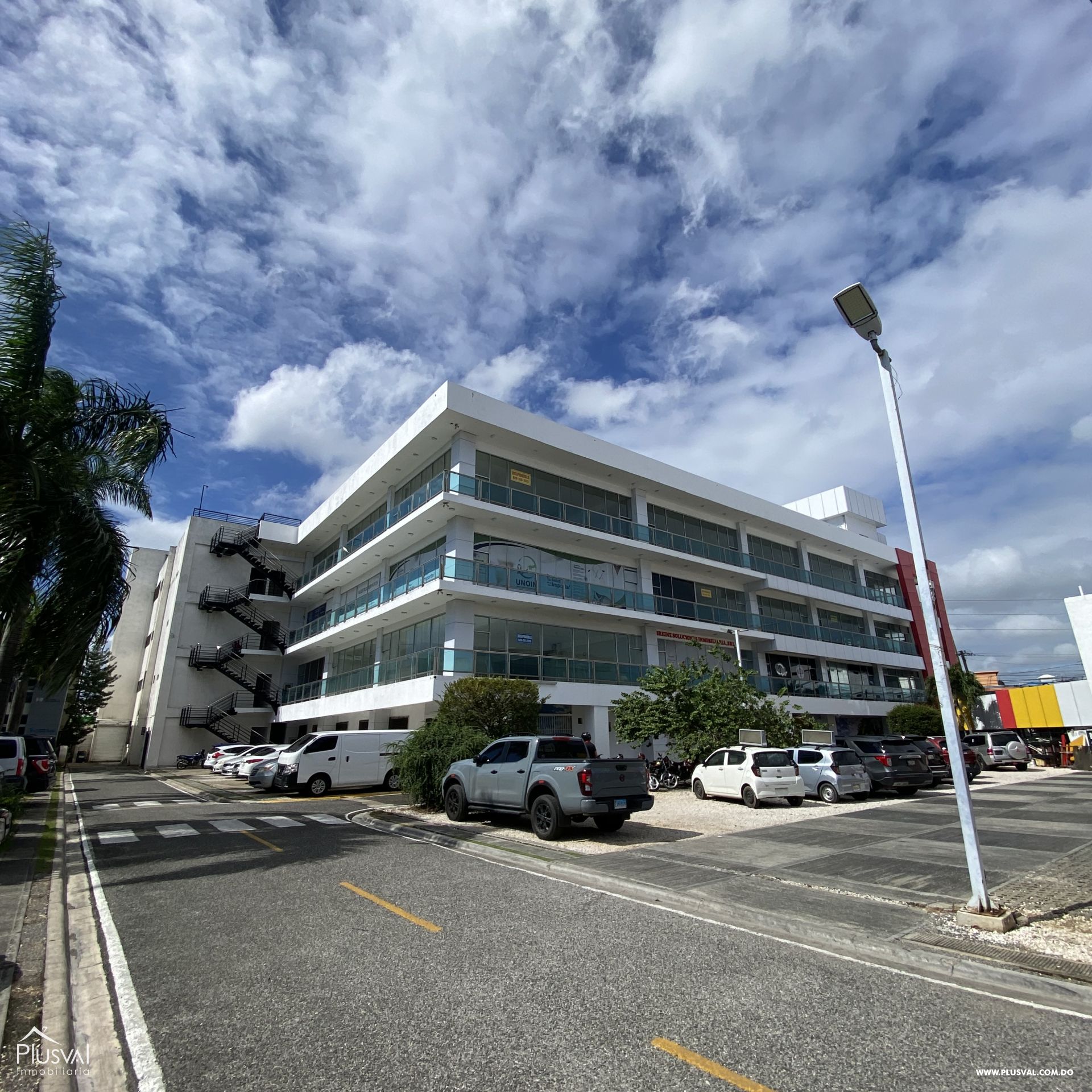 Alquiler de local comercial en Herrera en zona comercial 429696