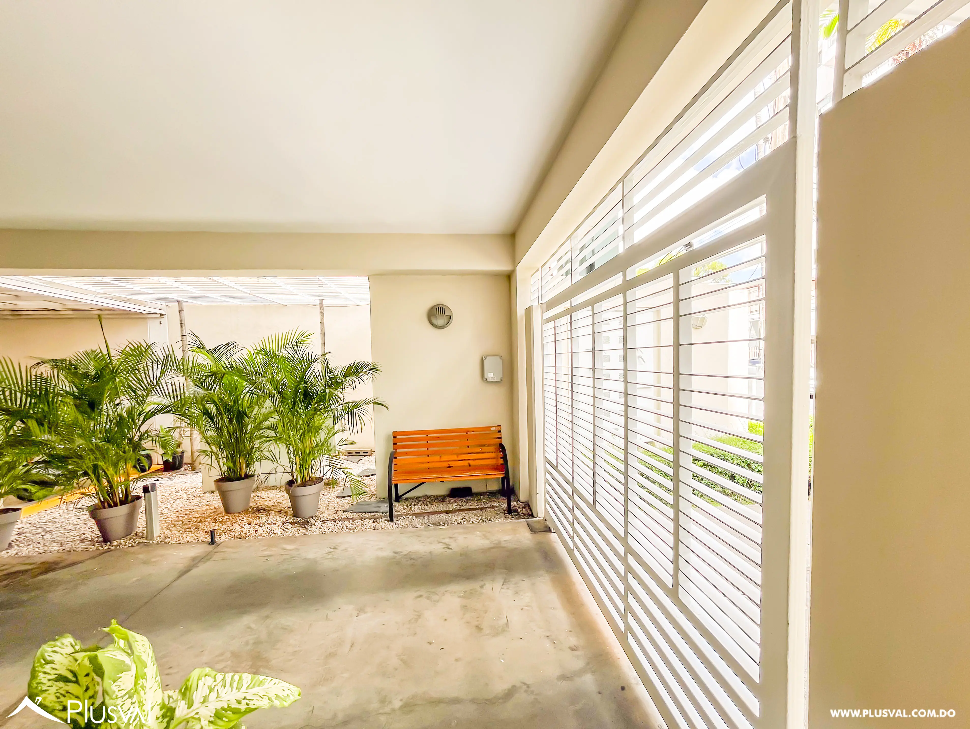 Pent-house con terrazas y 3 habitaciones en Evaristo Morales 455256