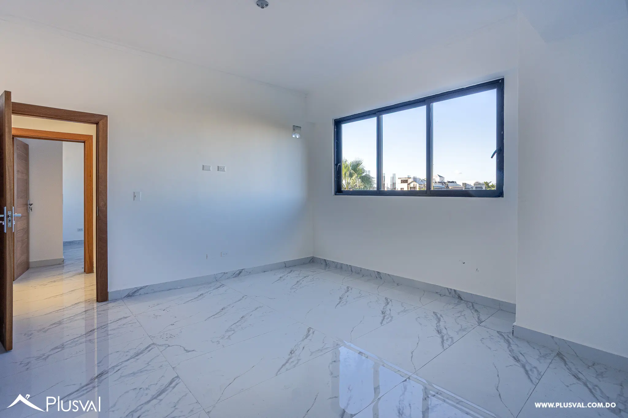 Vive en Los Cacicazgos: Apartamento de 2 Habitaciones con Área Social y 2 Parqueos 480770