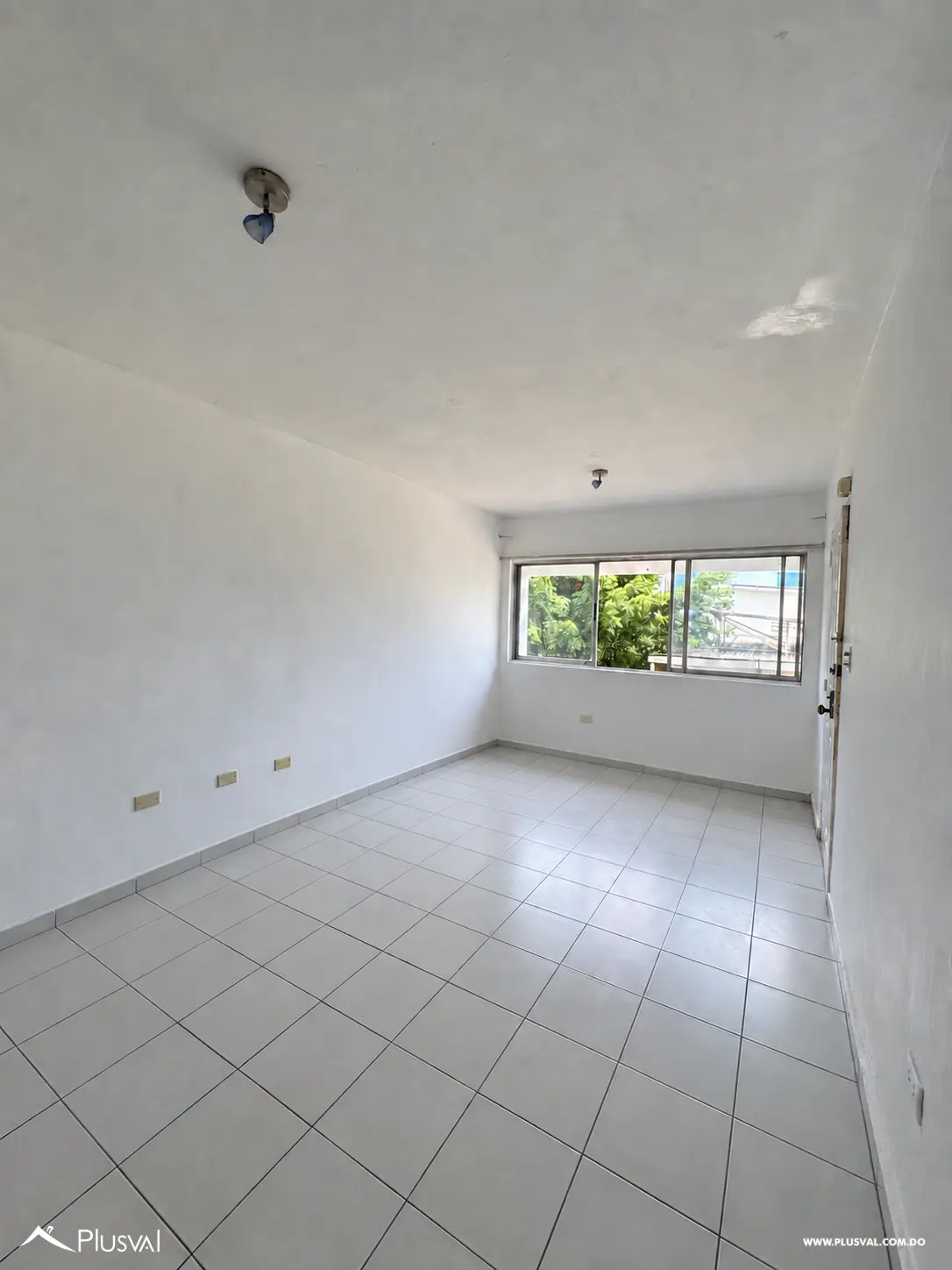 Alquilo Maravilloso y Amplio Apto. en Evaristo Morales 531259