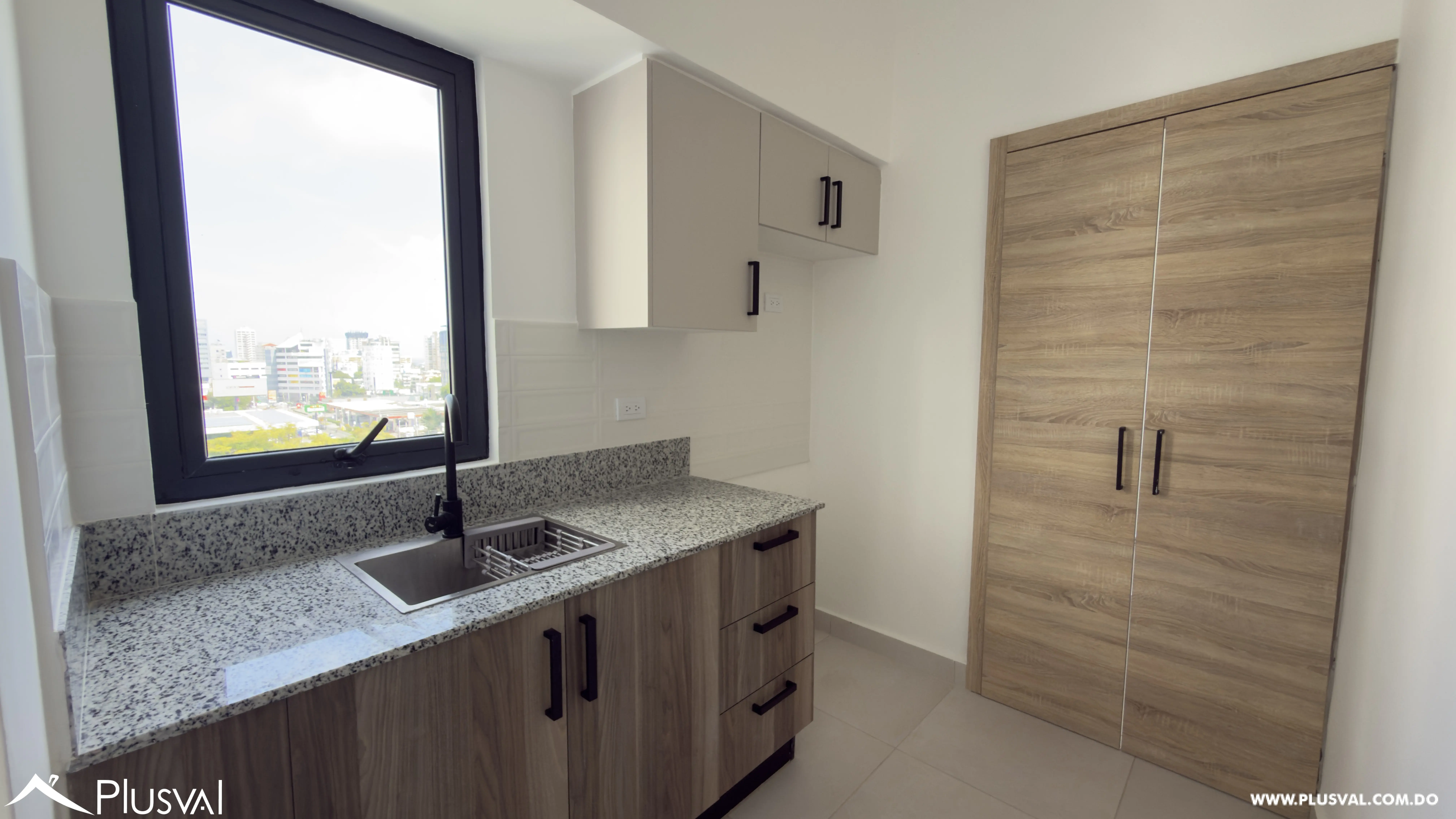 Apartamento en alquiler en Naco 512544