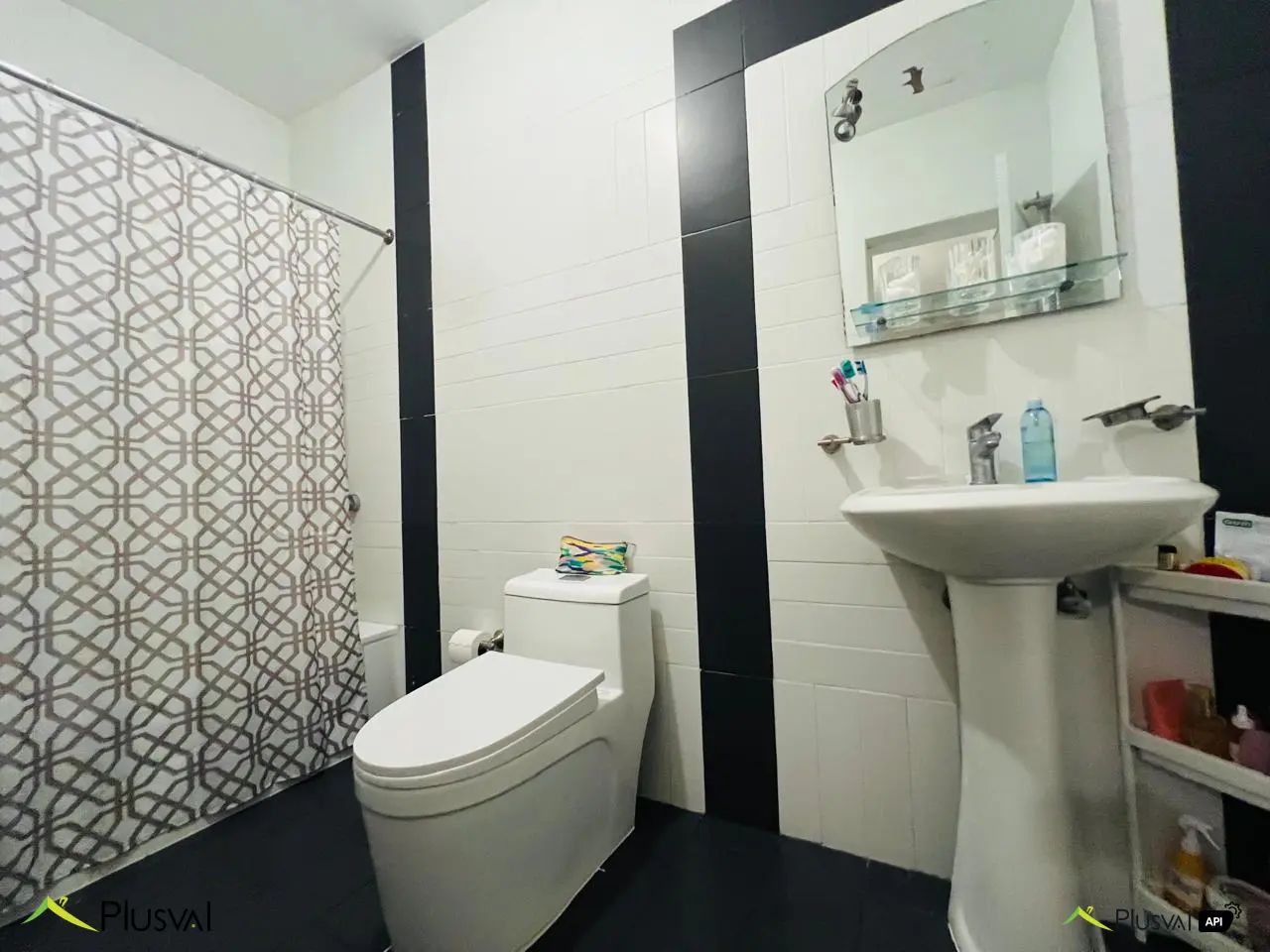 Venta Amplio Penthouse en Los Restauradores 445236