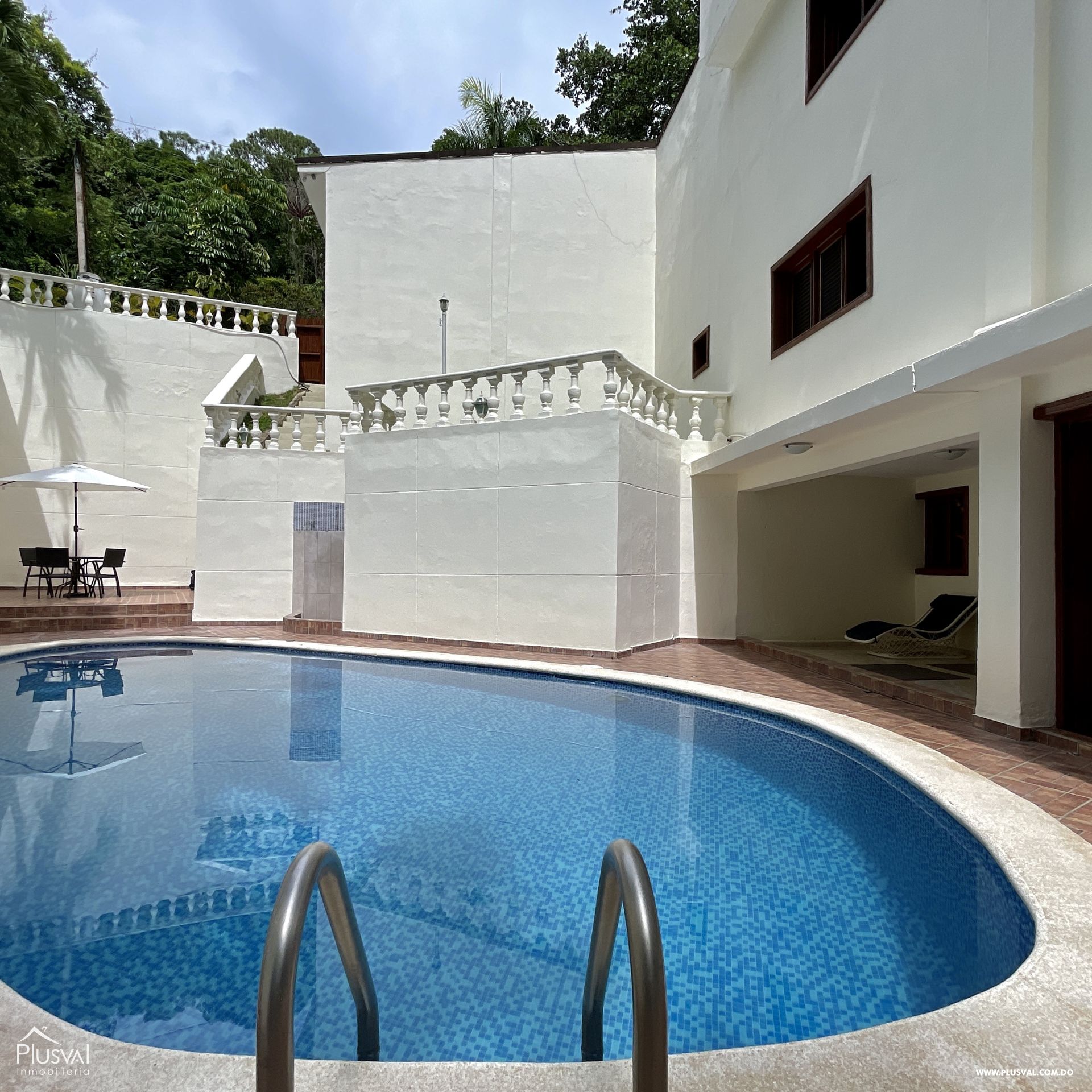 Venta de Villa con 8 Habitaciones en Residencial Exclusivo, Jarabacoa 433200