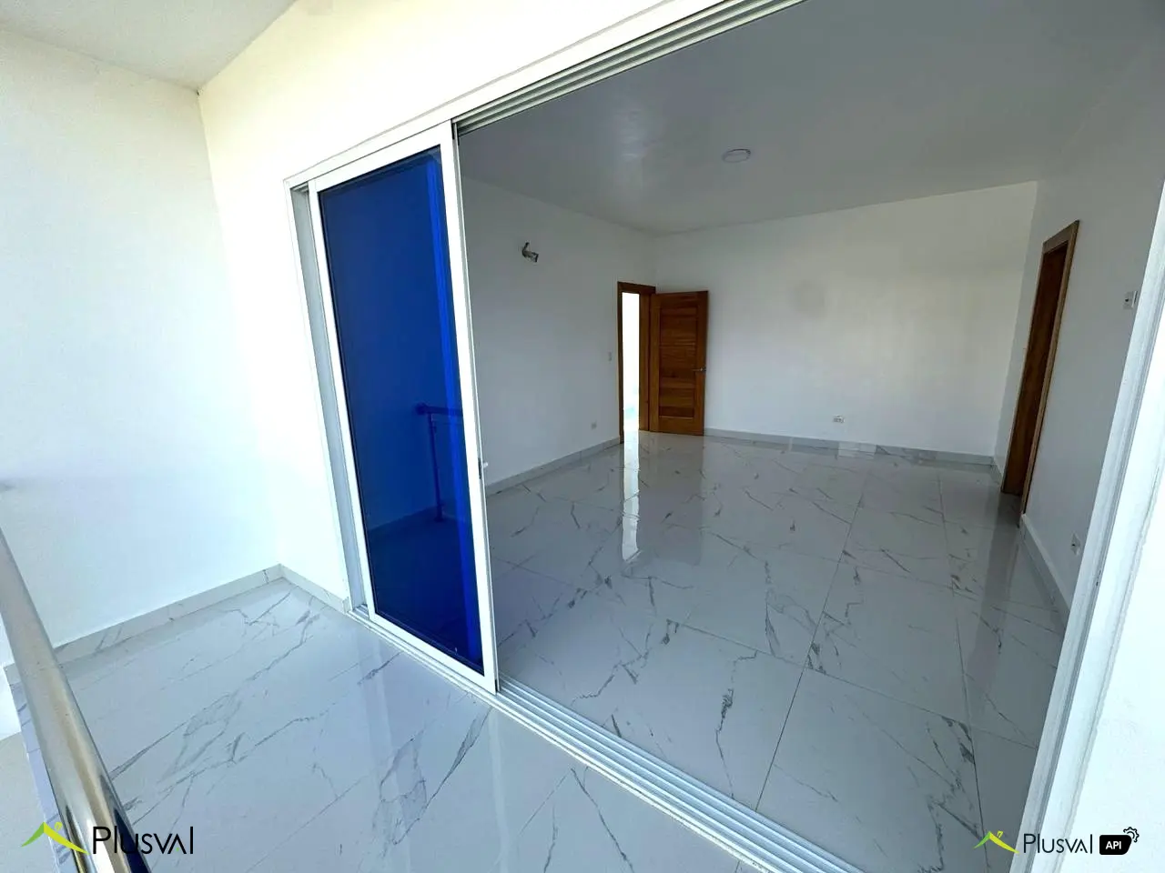 Espectacular Villa de 2 Niveles con Piscina en Sector Exclusivo | Puerto Plata 448818