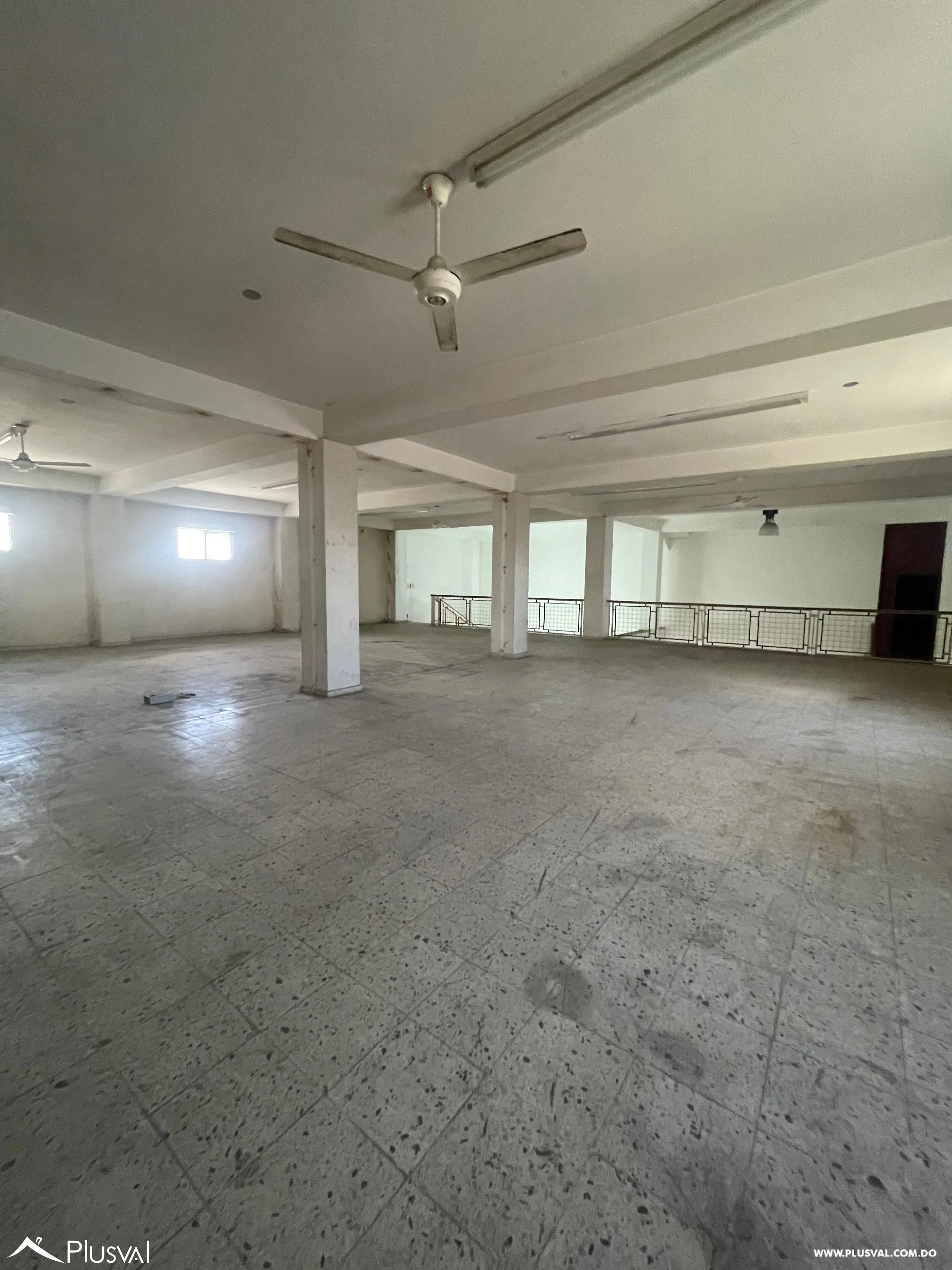 Plaza Comercial en Alquiler - Santiago 456601