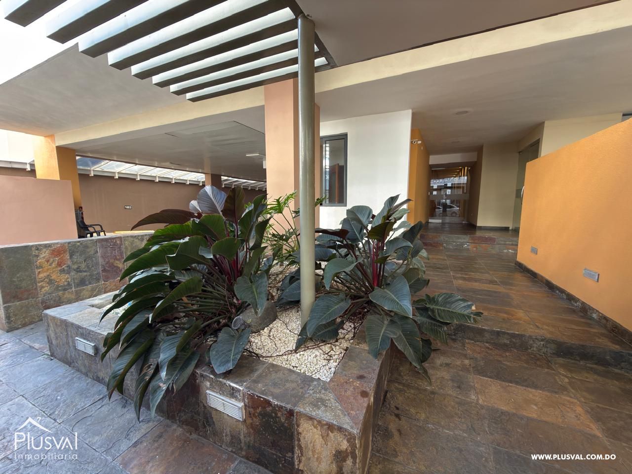 Alquiler en moderna torre en Evaristo Morales 481907