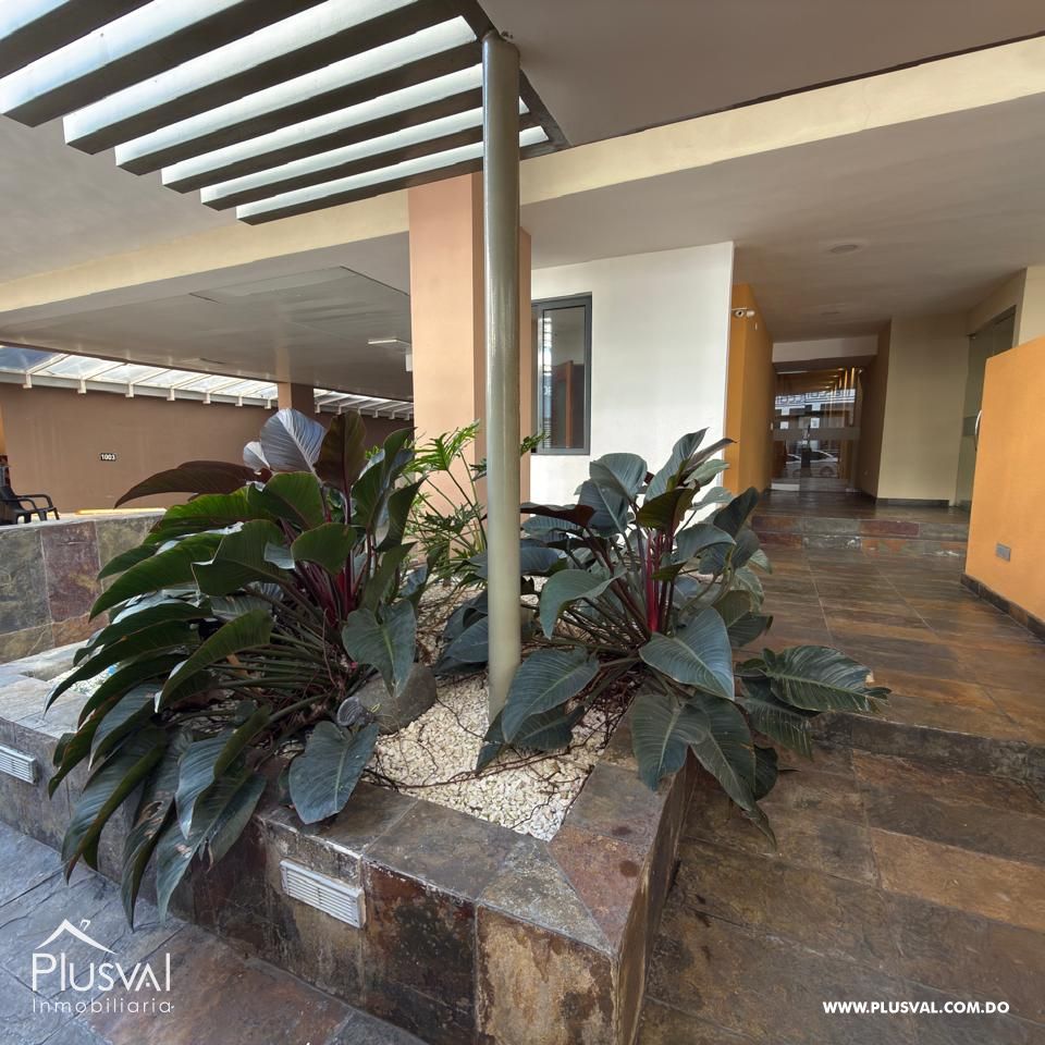 Alquiler en moderna torre en Evaristo Morales 481907