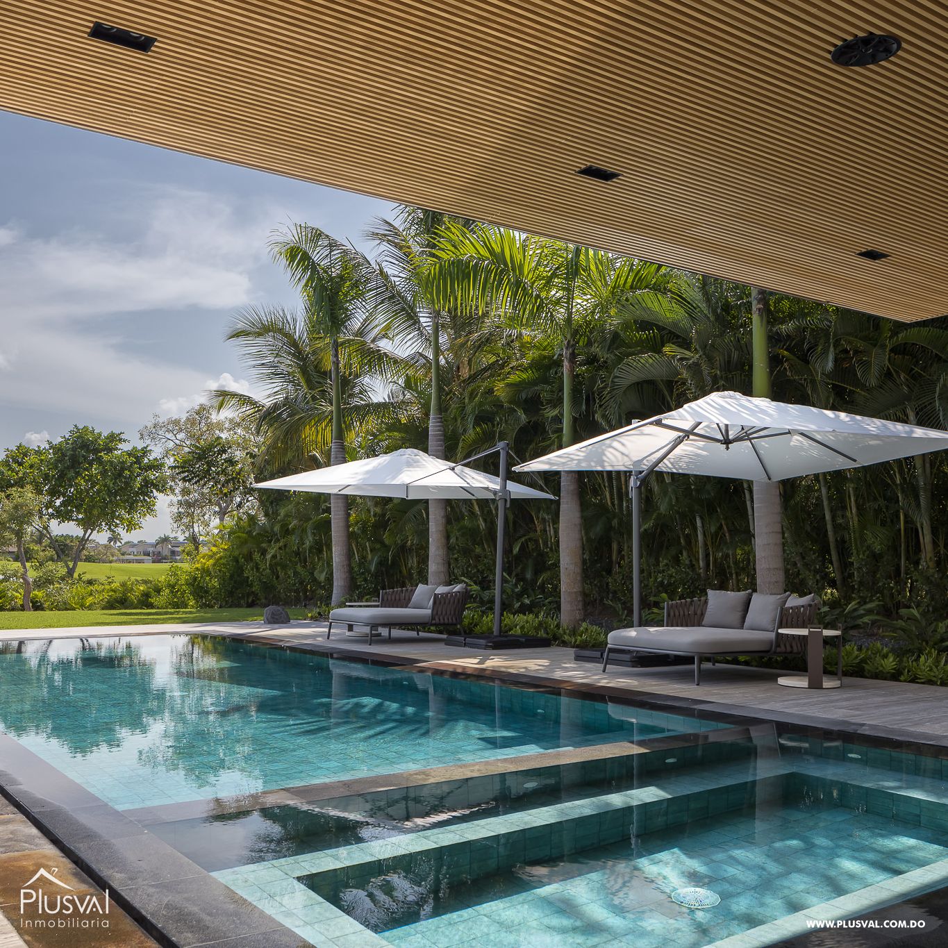 Modern Luxury Villa in Hacienda on sale, Punta Cana Resort. 370672