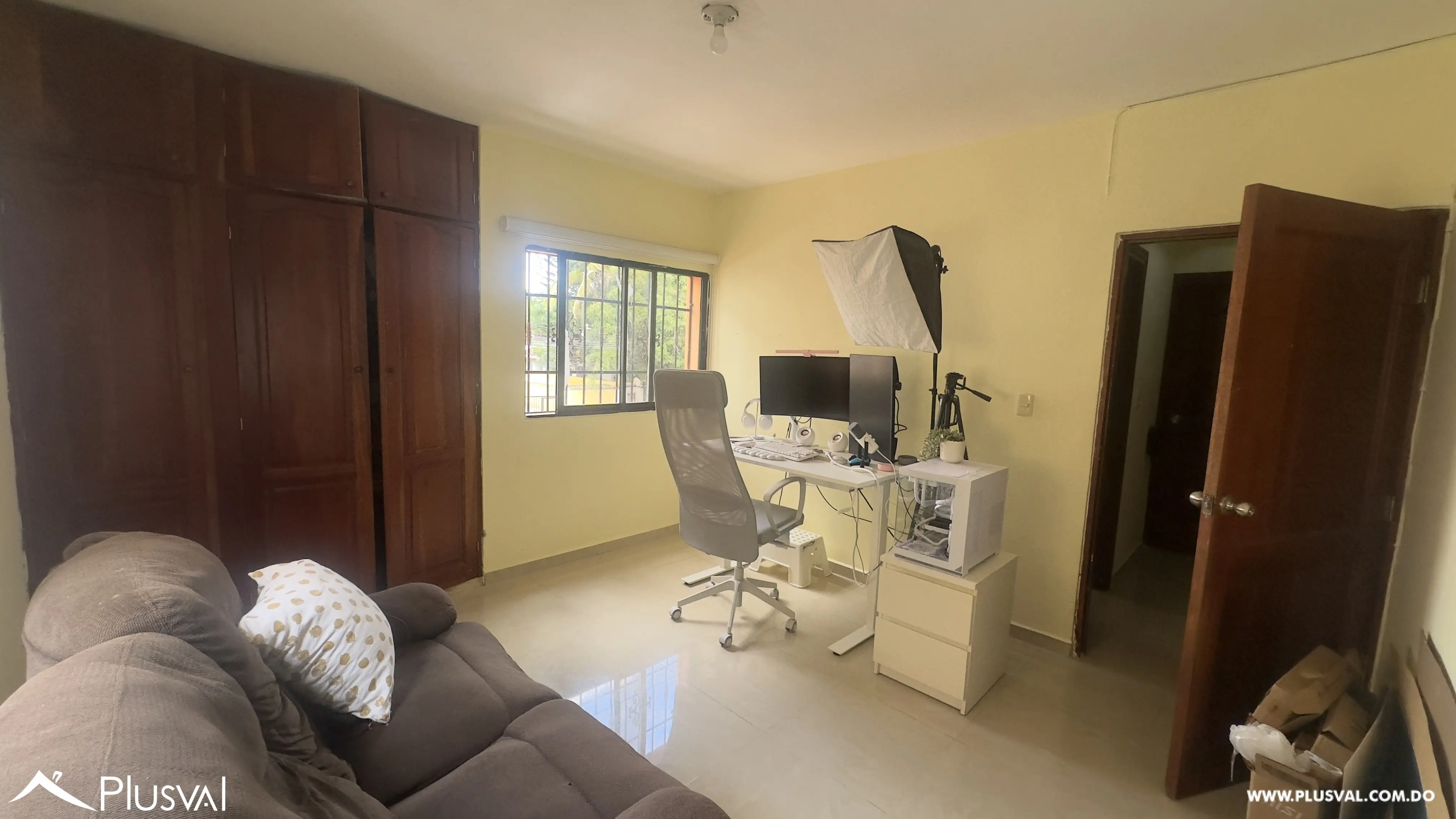 Apartamento de 3 habitaciones con 1 parqueo en una ubicación estratégica y lista para vivir. 458236