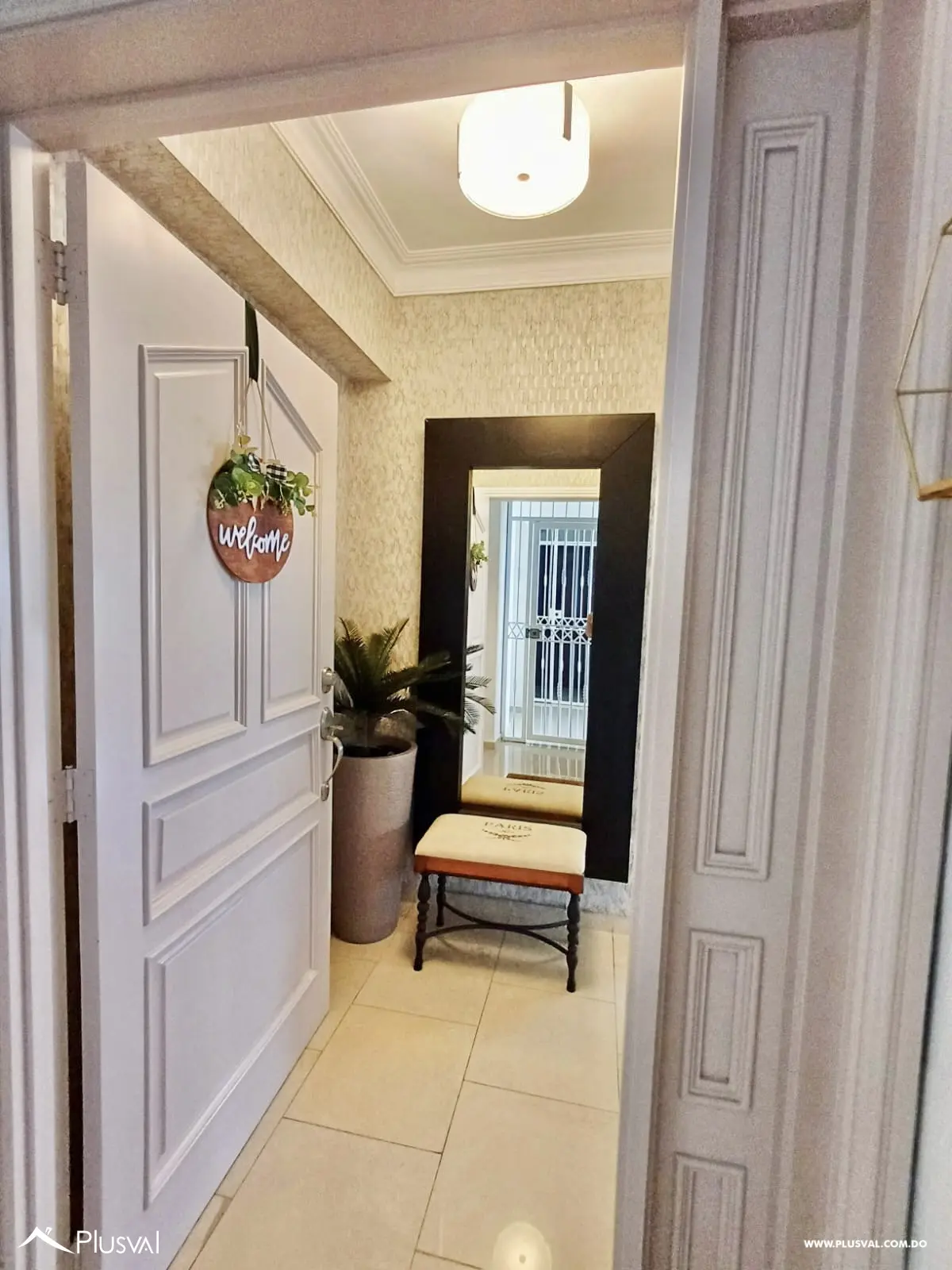 Apartamento en venta en Evaristo Morales, 3 habitaciones y 2 parqueos 534890