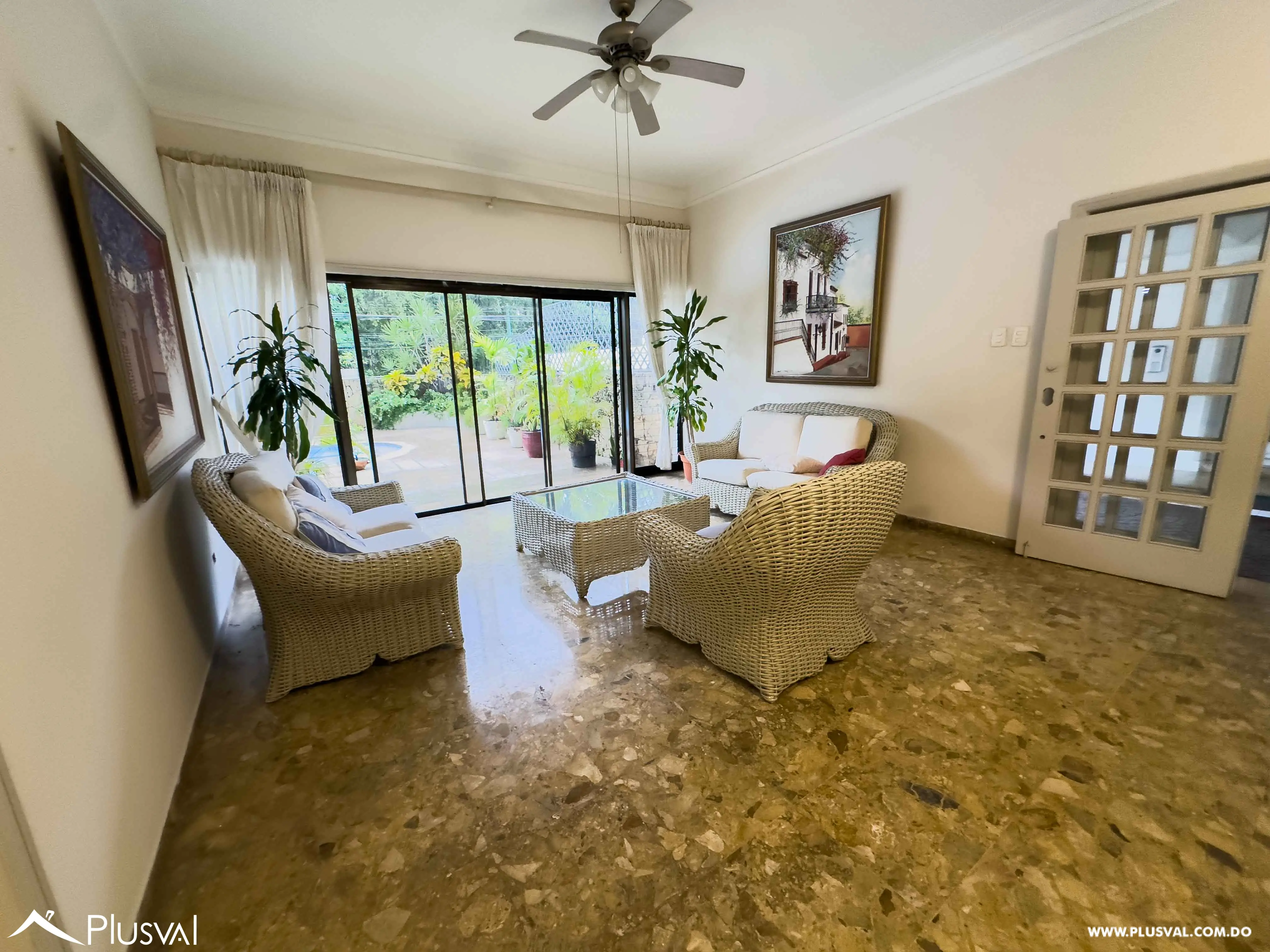 Lujoso apartamento clásico en venta en la Anacaona 497229