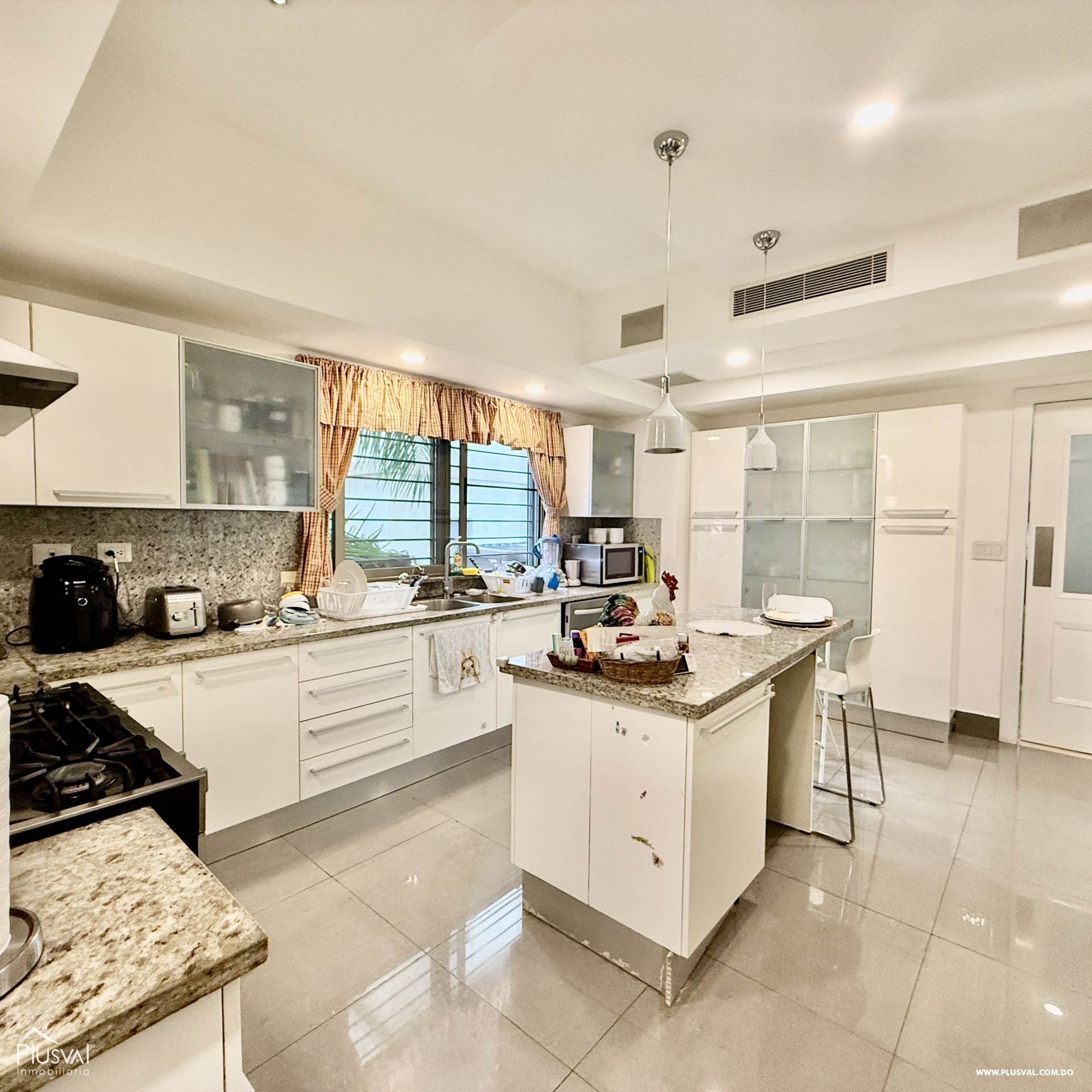 Lujoso Apartamento en Venta en Piantini de 3 habitaciones con balcon 424994